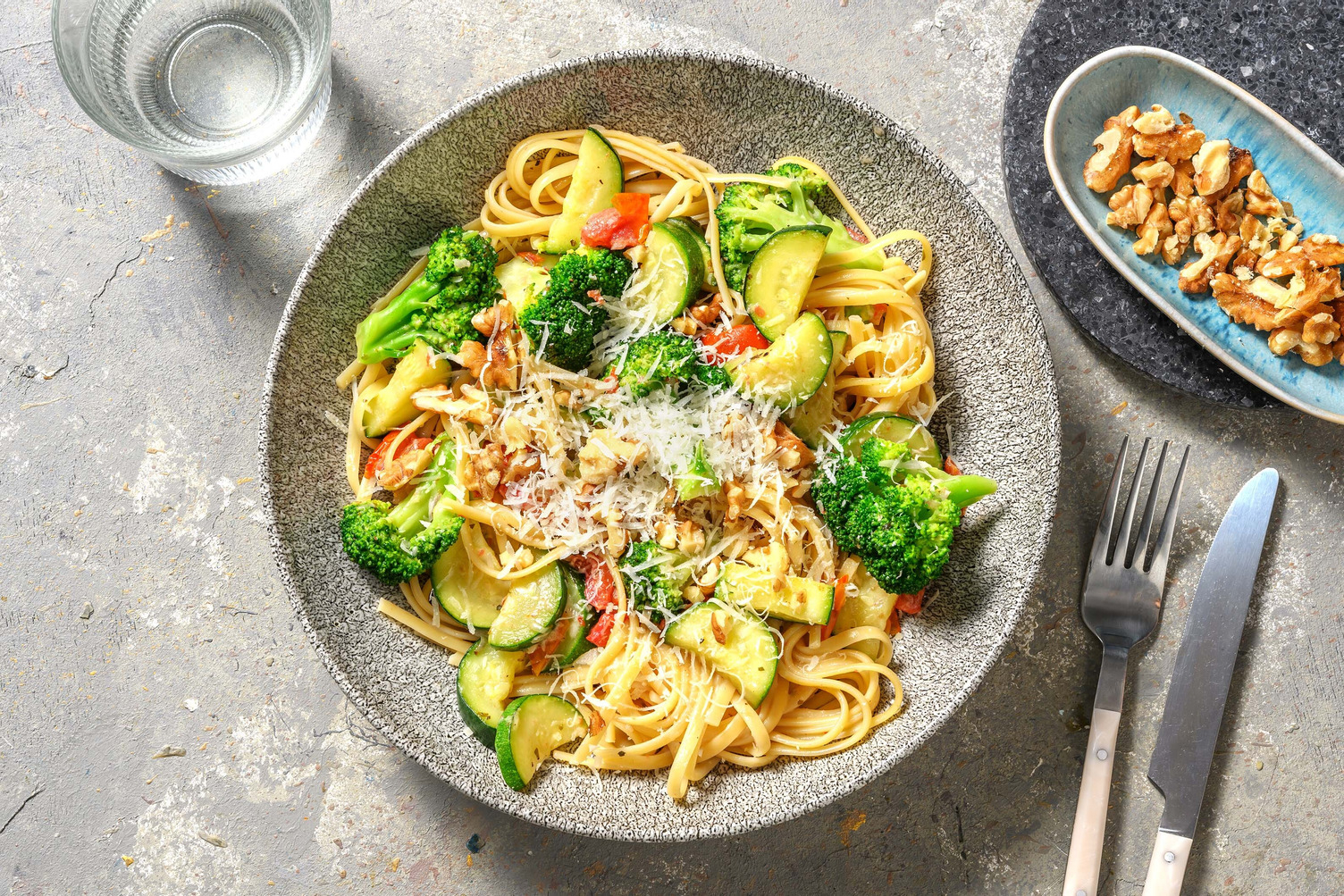 Spaghettis au brocoli et à la courgette