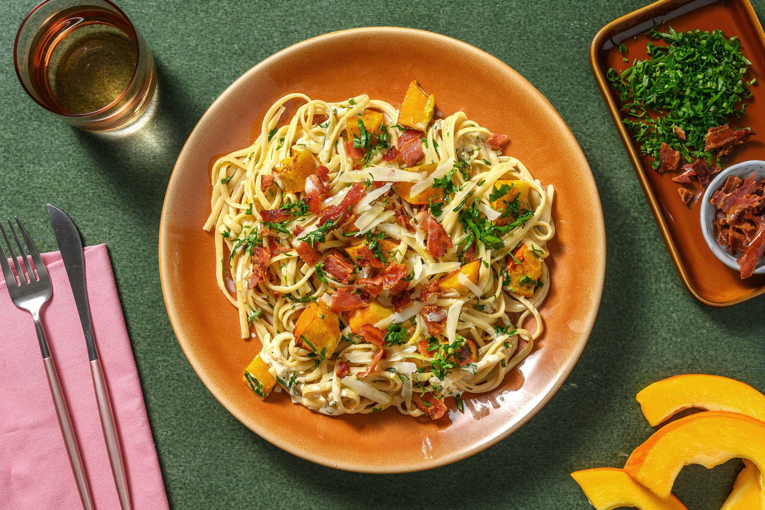 Linguine crémeuses à la courge Hokkaido et lard croquant
