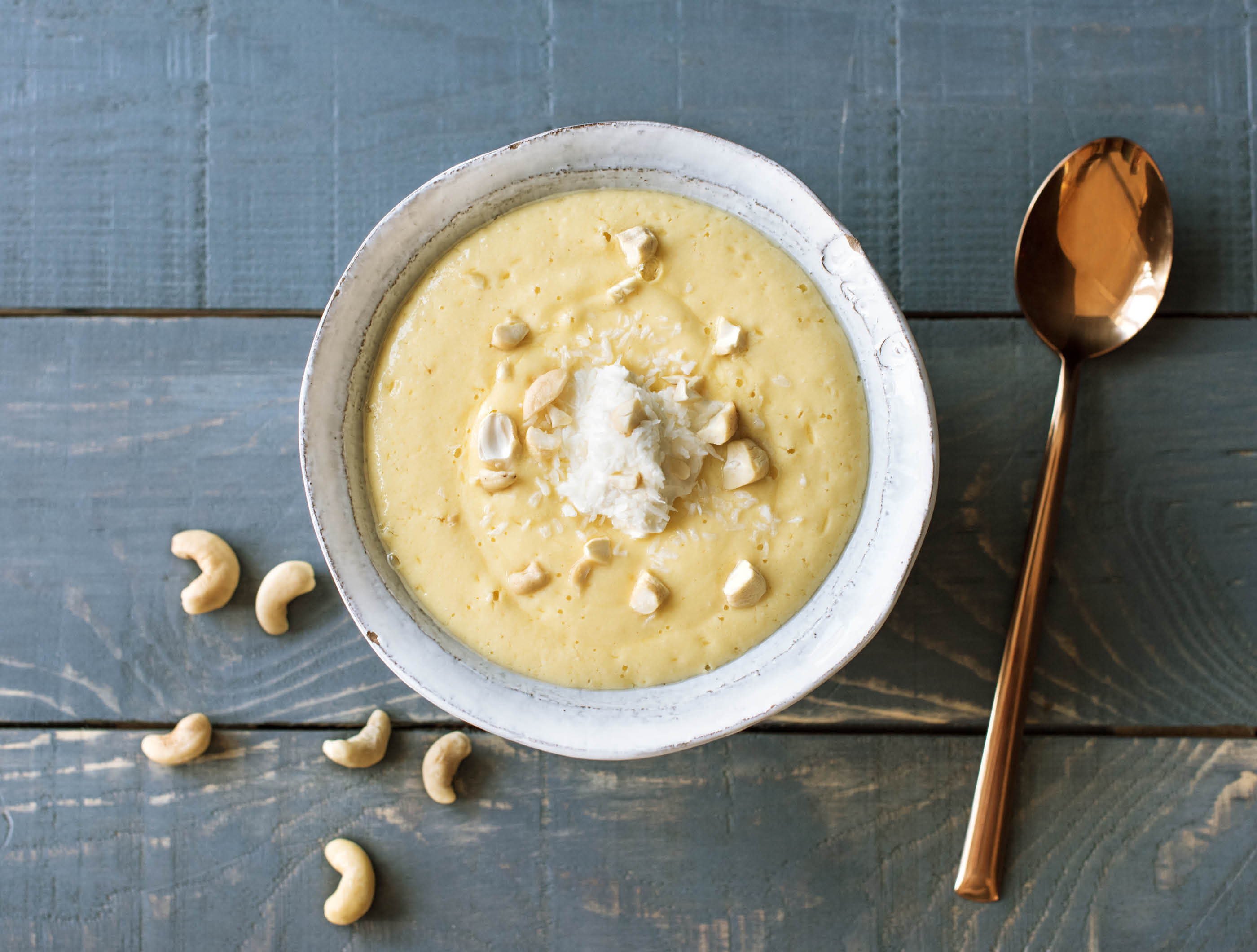 Mango-kokos smoothiebowl