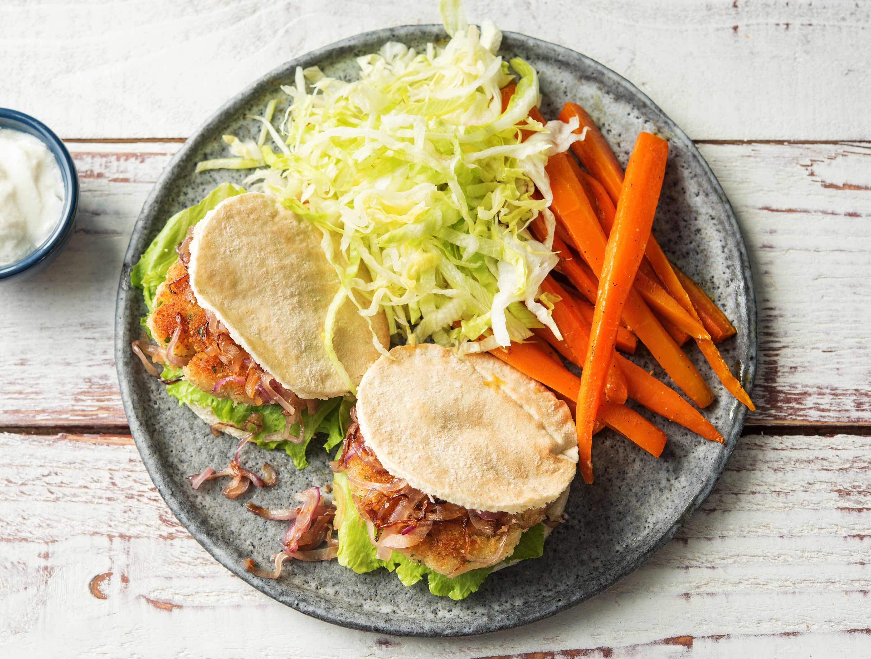 Mini-pita’s met viskoekjes en peen