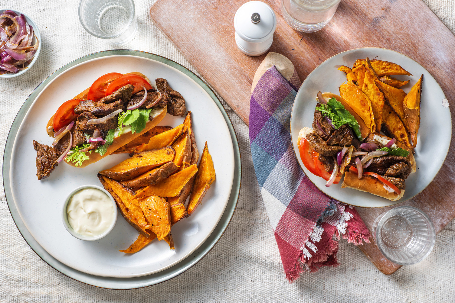 Sous-marin de steak aux épices de Montréal