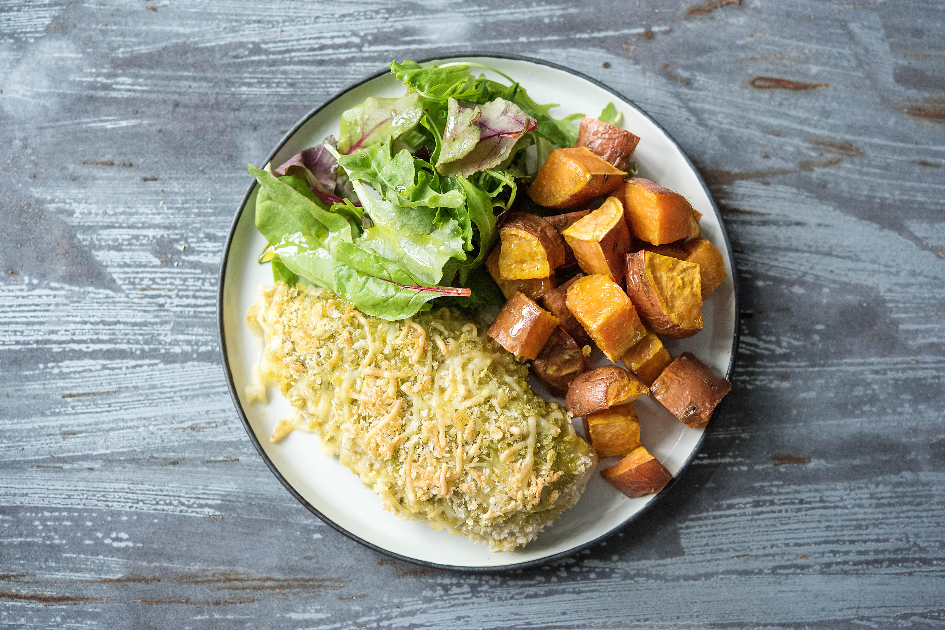 Mozzarella & Pesto Crumbed Chicken