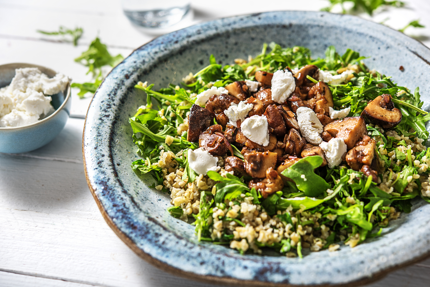 Bol de freekeh aux champignons