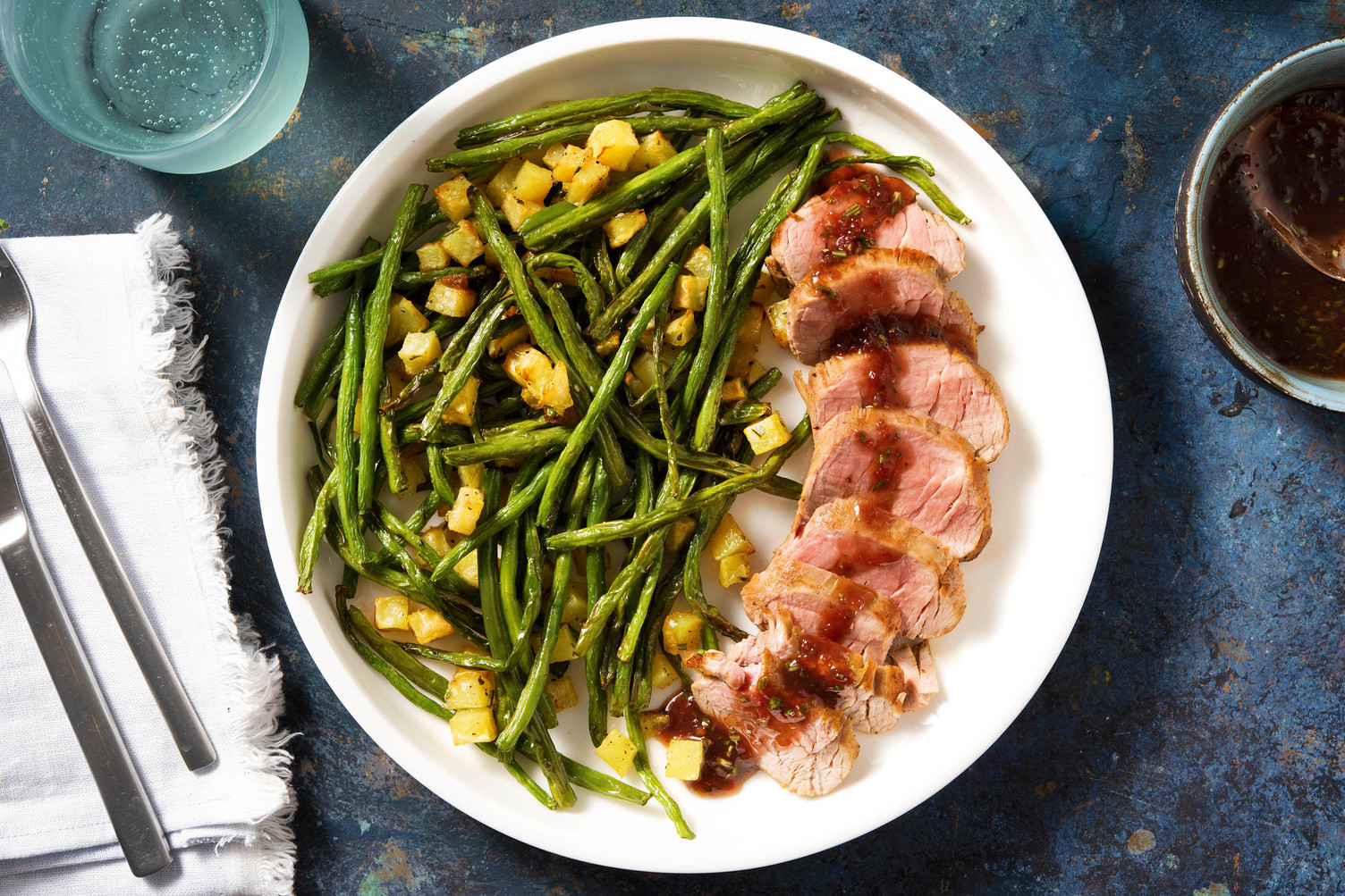 Niet gebruiken - Varkenshaas met aardbei-balsamicosaus