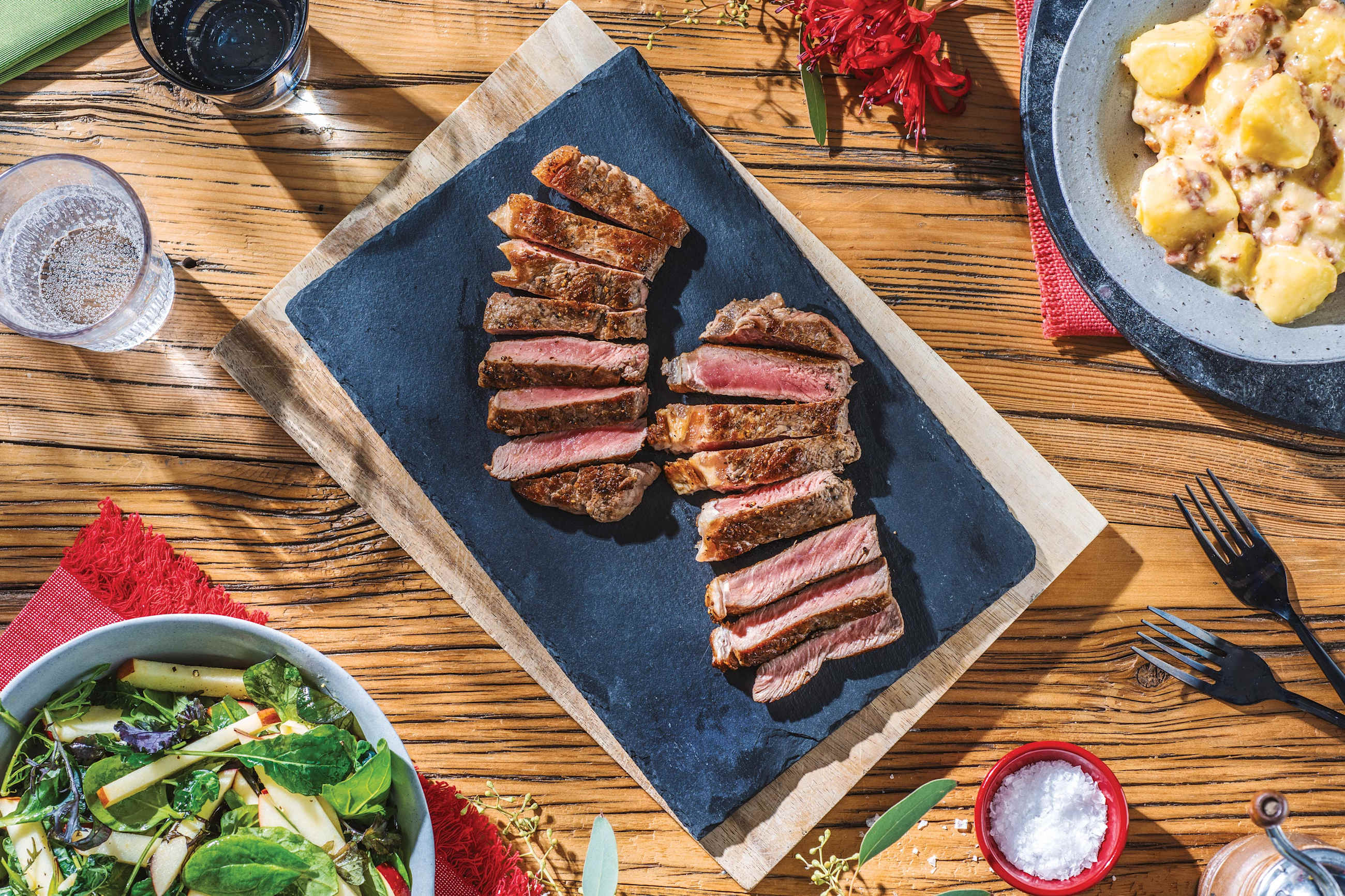 [BBQ] Chargrilled Sirloin Steak & Cheesy Bacon Potatoes