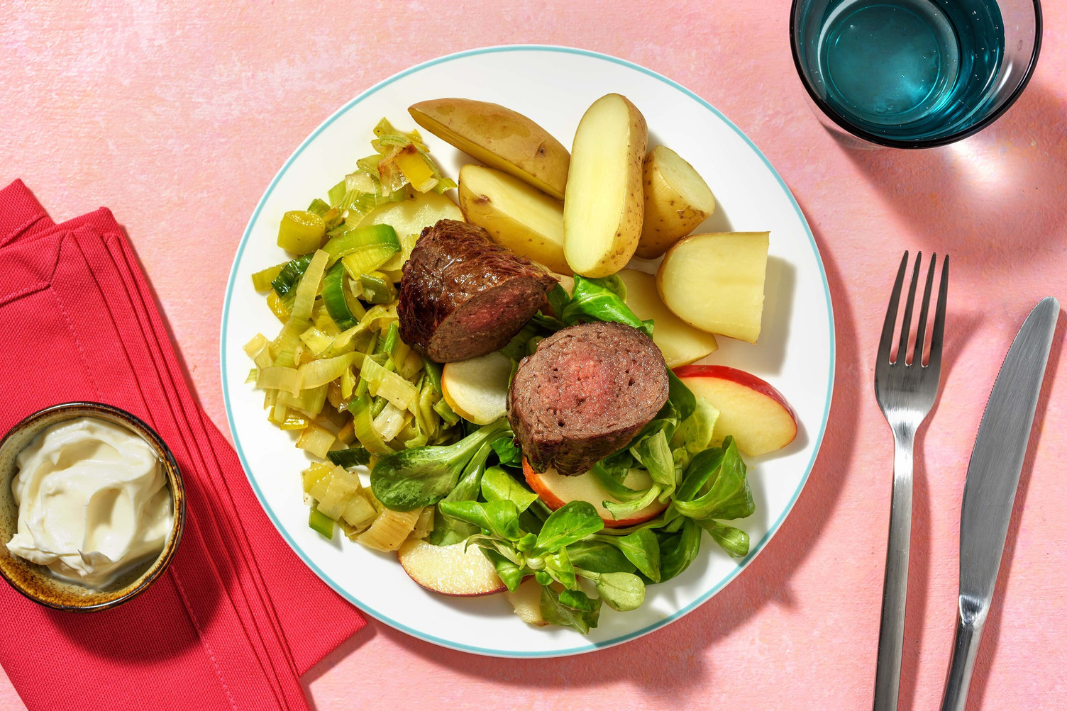 Oiseau sans tête de bœuf au poireau caramélisé