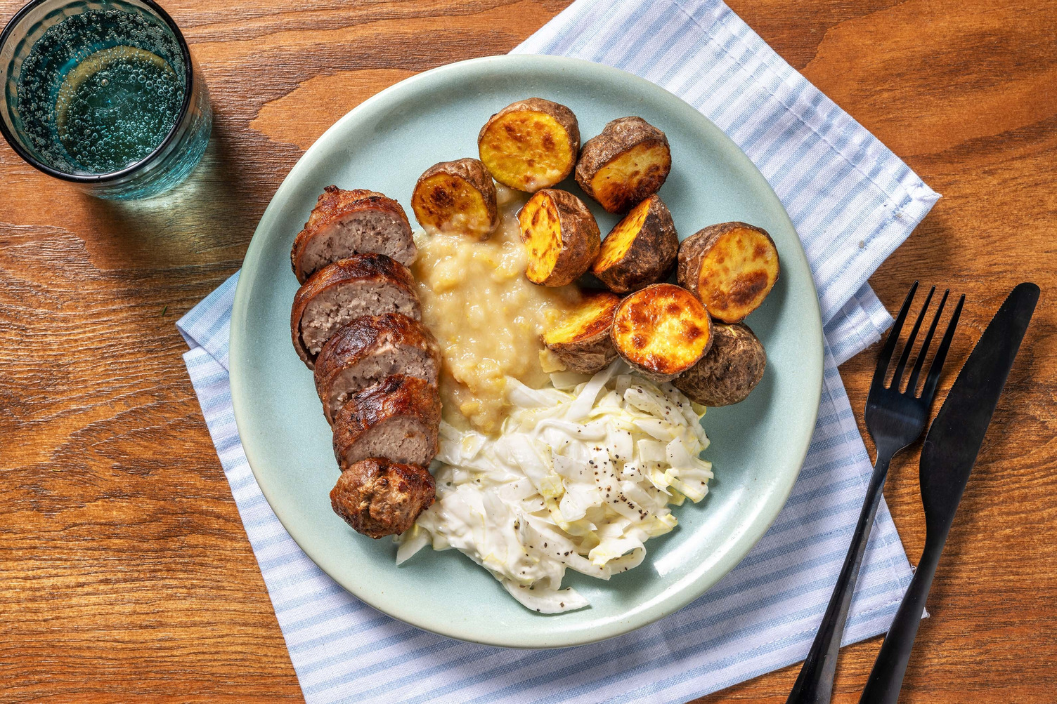 Slavink with Homemade Pear Compote