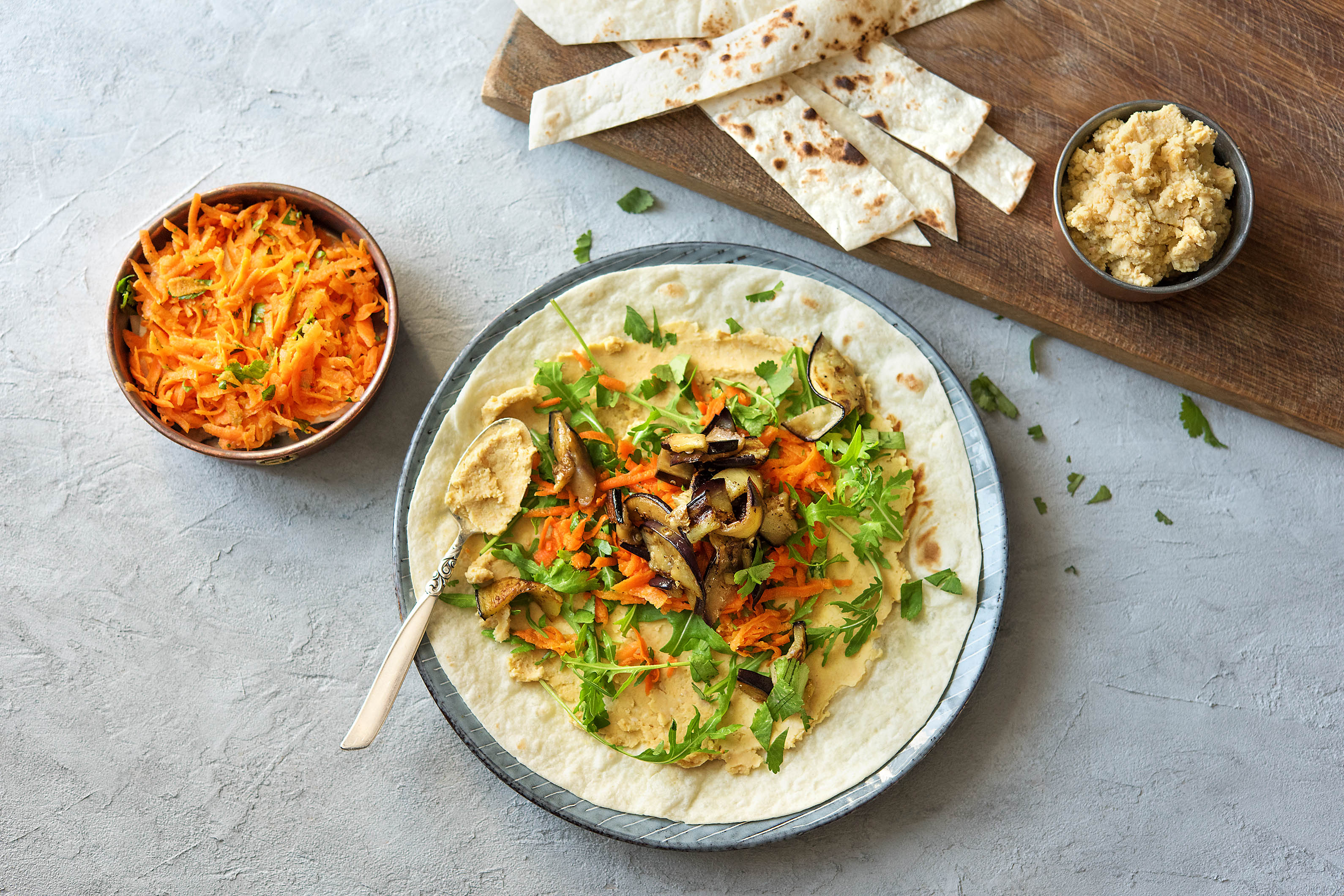Orientalische Mezze mit Hummus