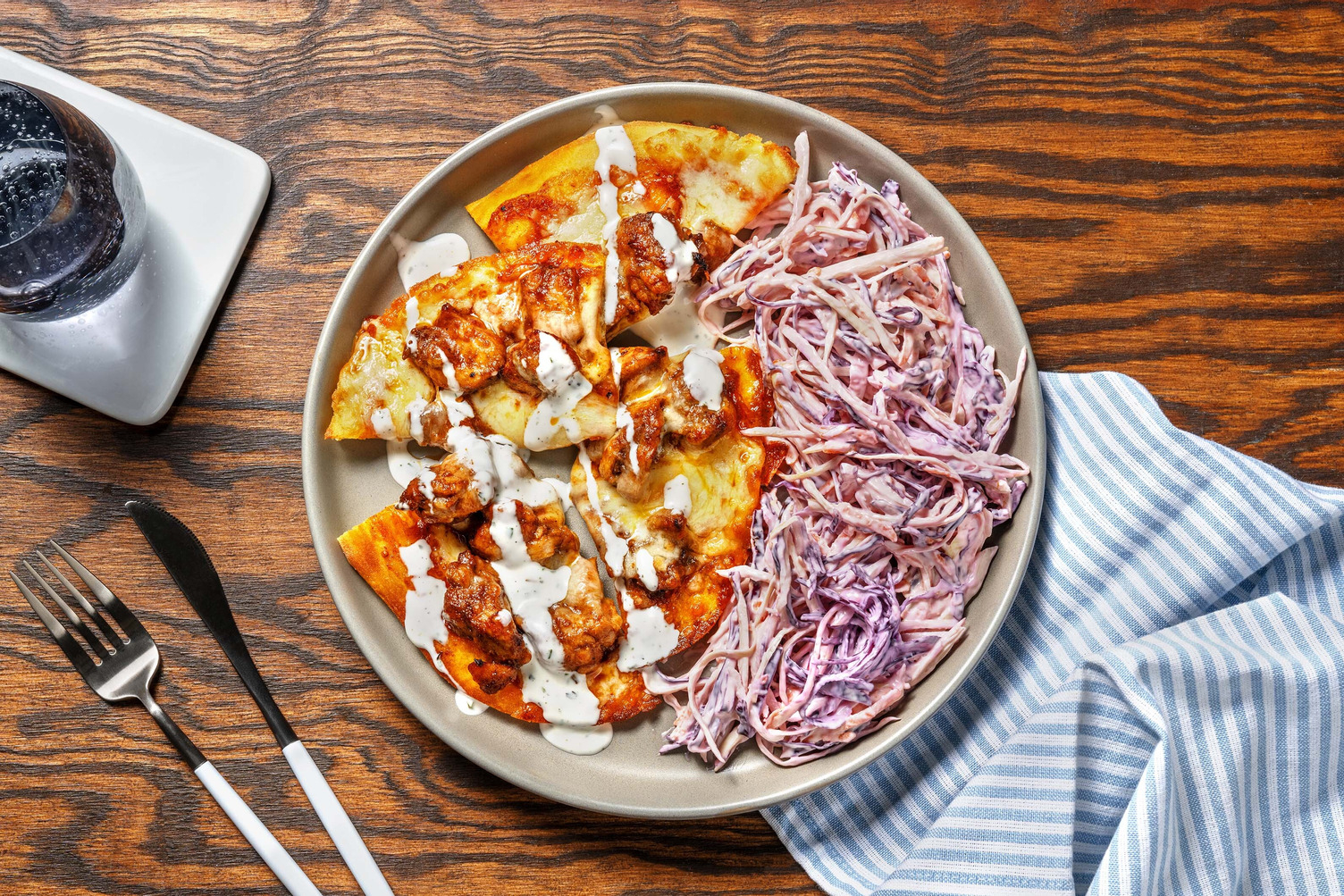 Pains plats au poulet façon Buffalo