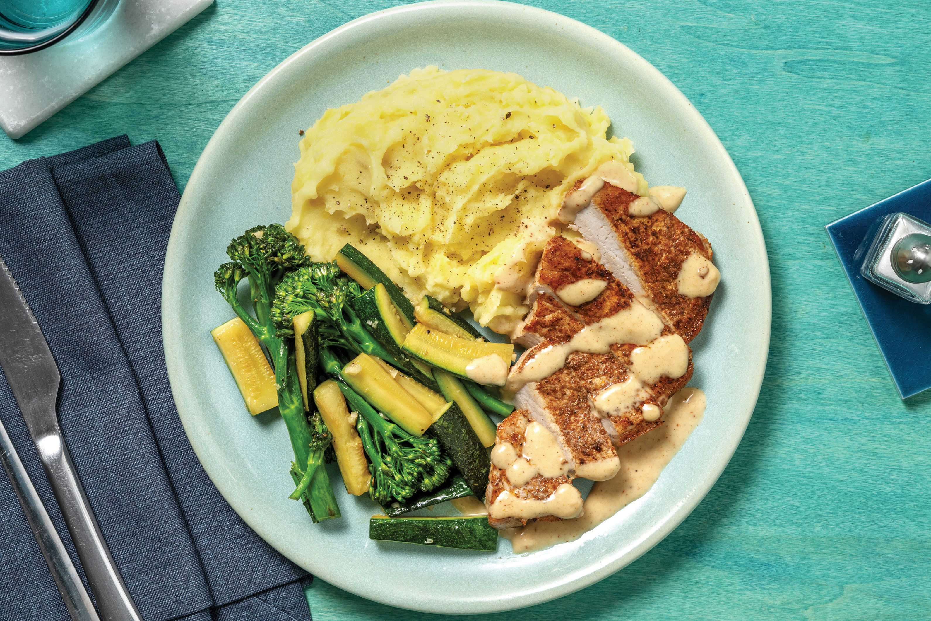 Pan-Fried Pork & Creamy All-American Sauce