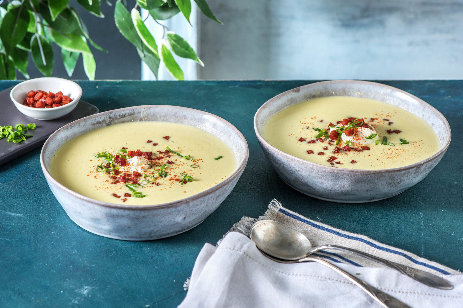 Paprika-Mais-Suppe mit Chorizo