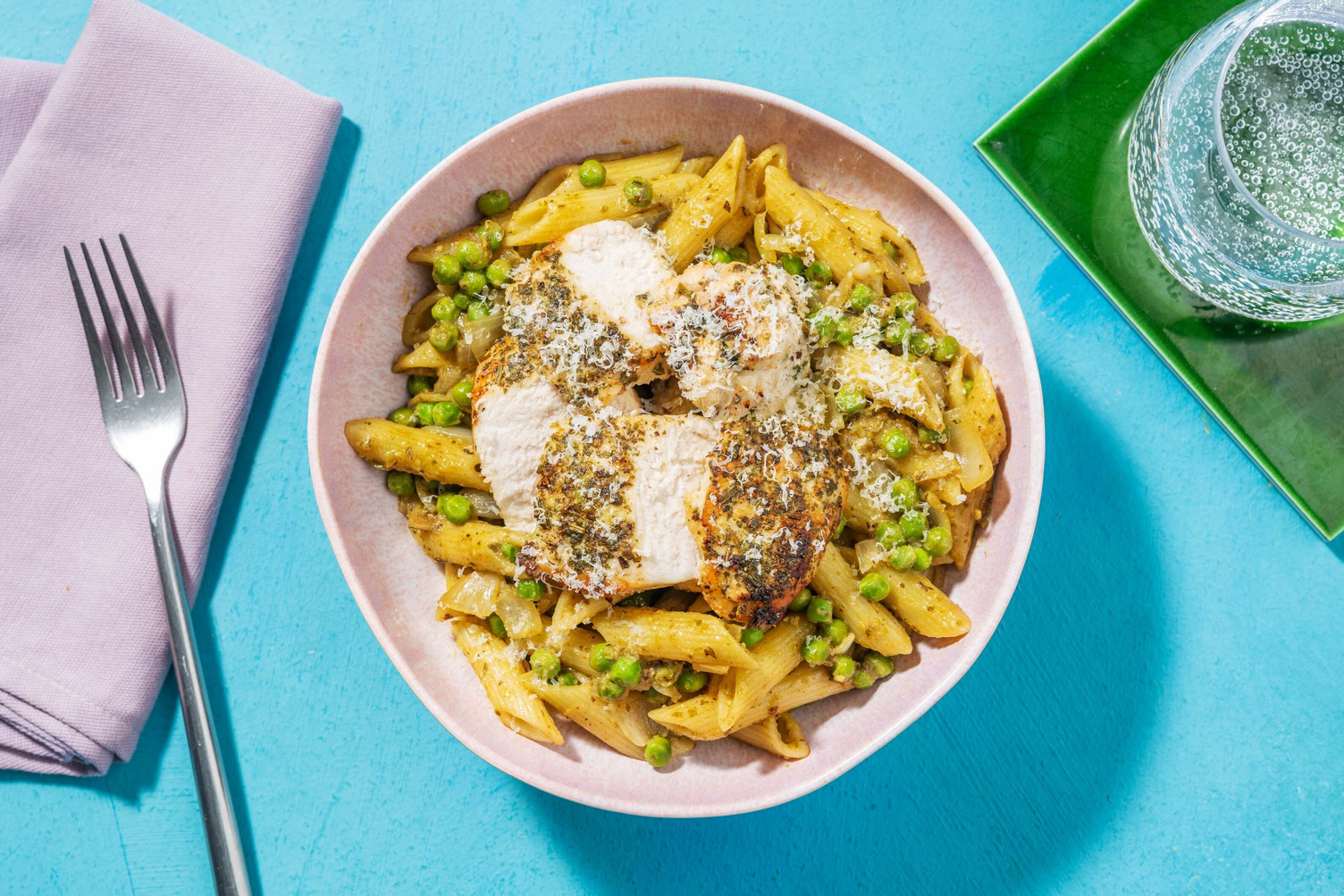 Pennes gratinées au poulet et au pesto