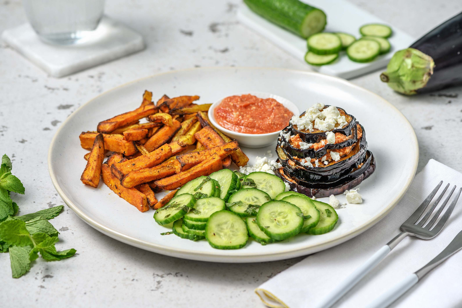 Petites tours d'aubergine au fromage grec