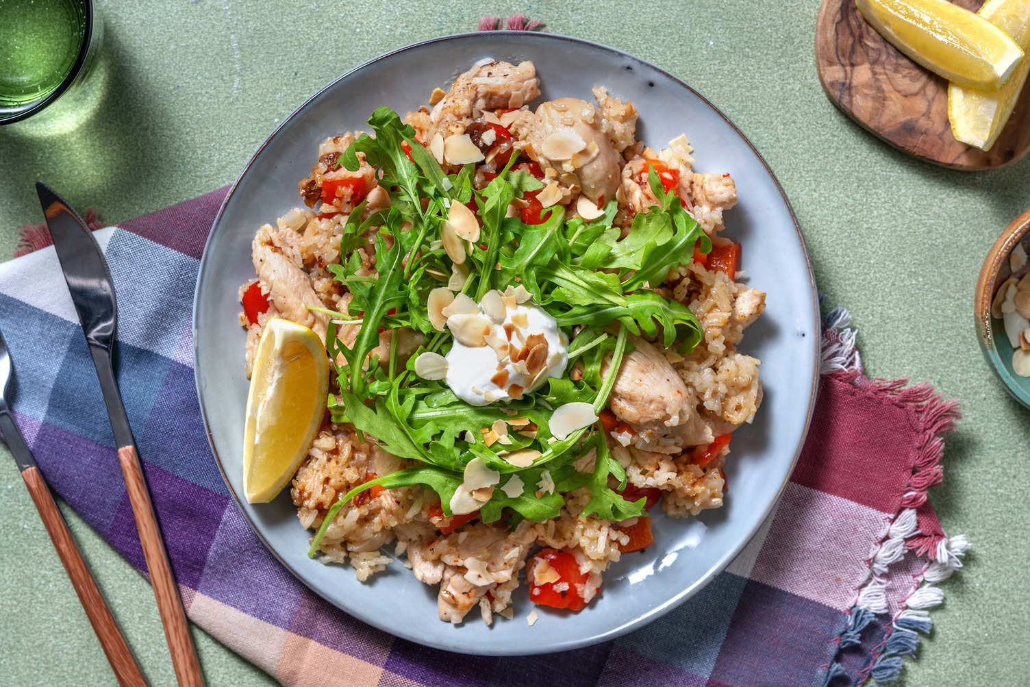 Pilaw! Hähnchen-Reispfanne mit Rosinen