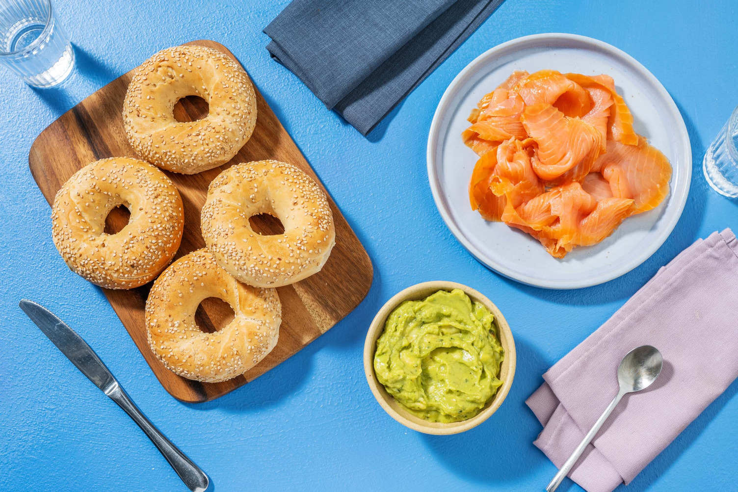 Pimp your Bagel! Guacamole und Räucherlachs