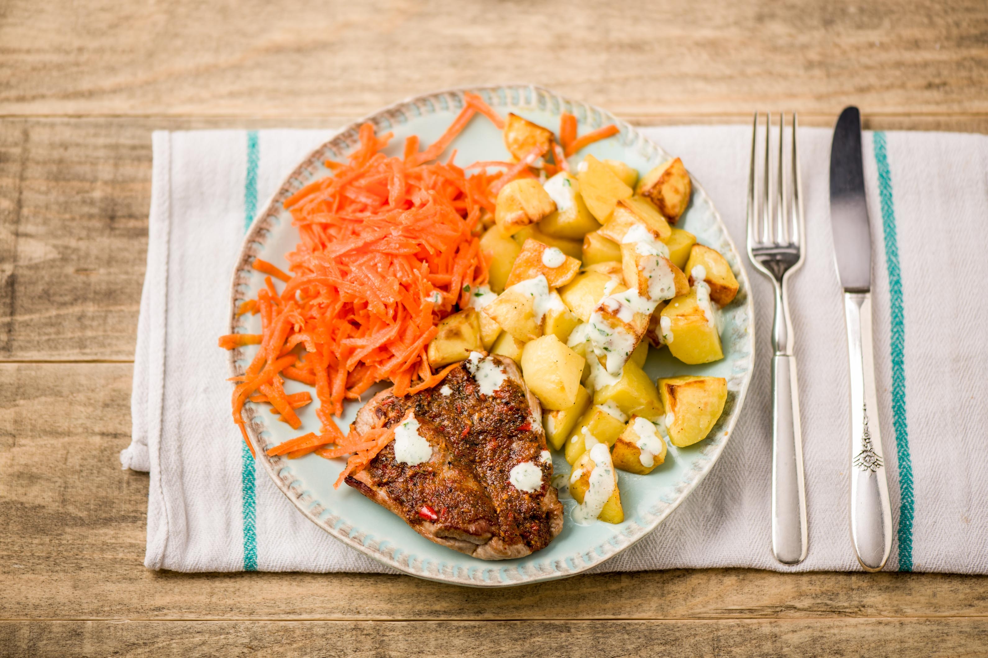 Piri Piri-Trutenschnitzel mit Kartoffelwürfeln