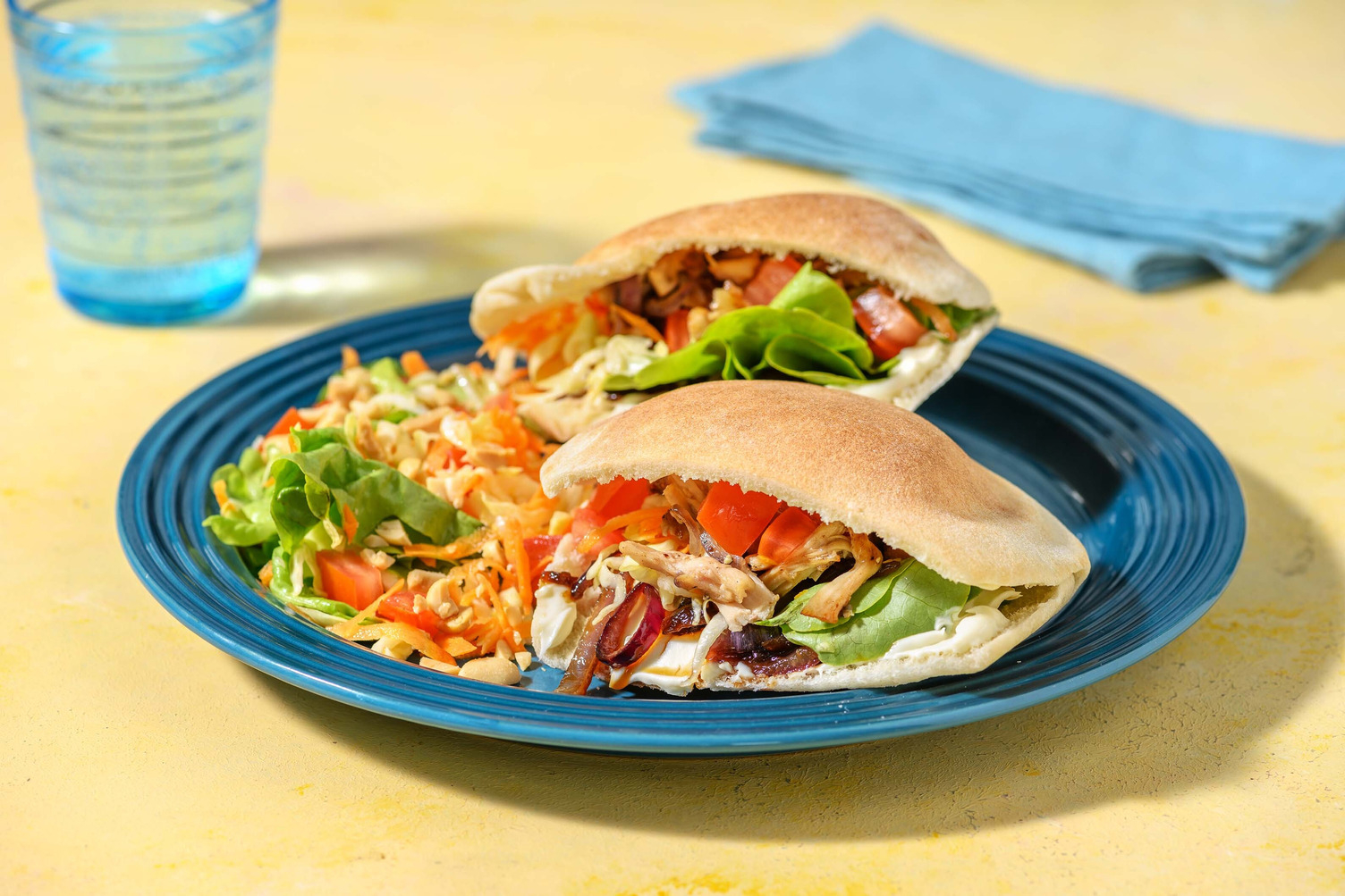 Pulled chicken pita with onion chutney