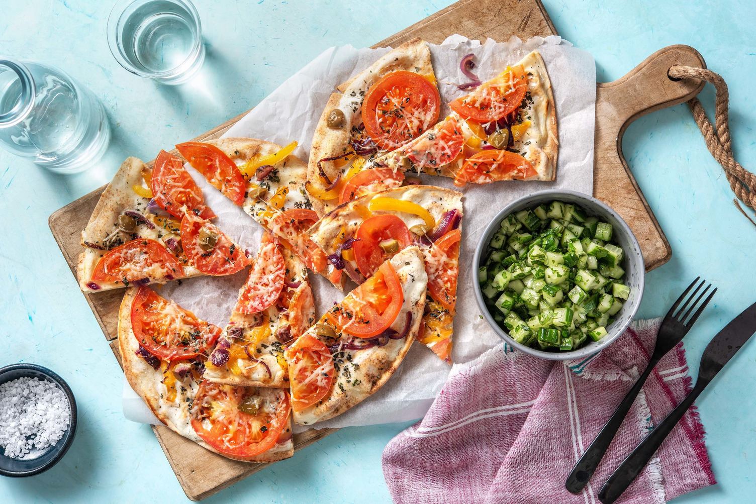 Griekse platbroodpizza