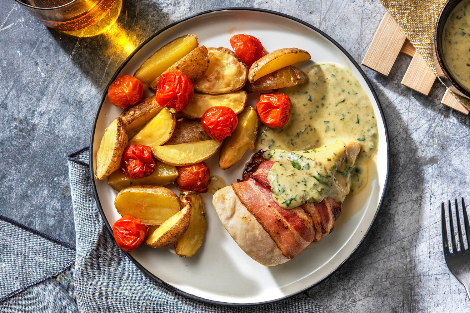 Poulet im Speckmantel