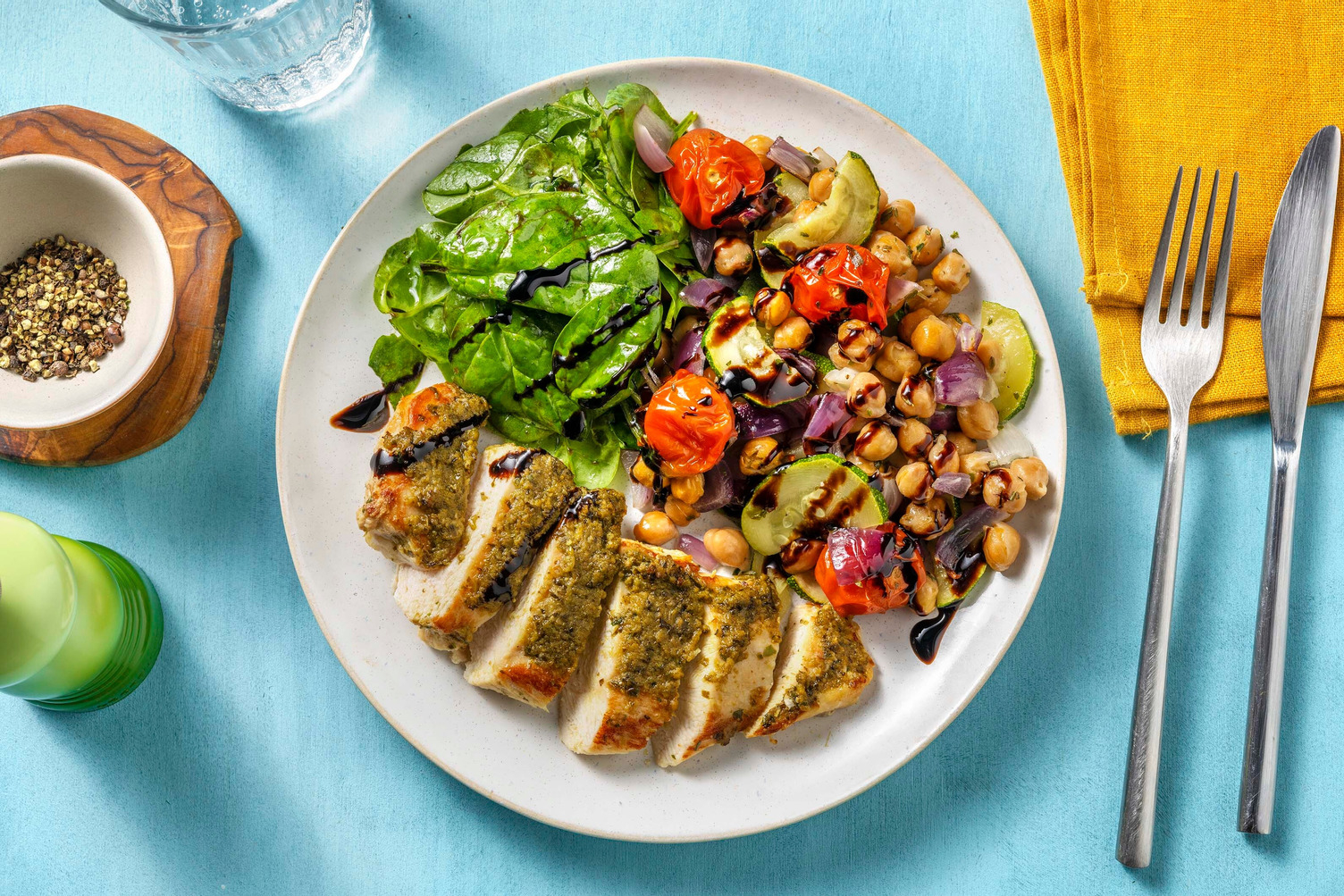 Poulet rôti sur plaque à cuisson faible en glucides