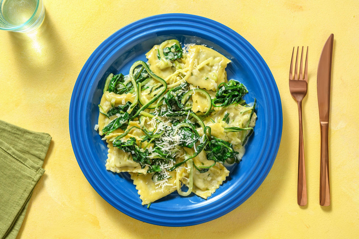 Romige ravioli met spinazie en dragon