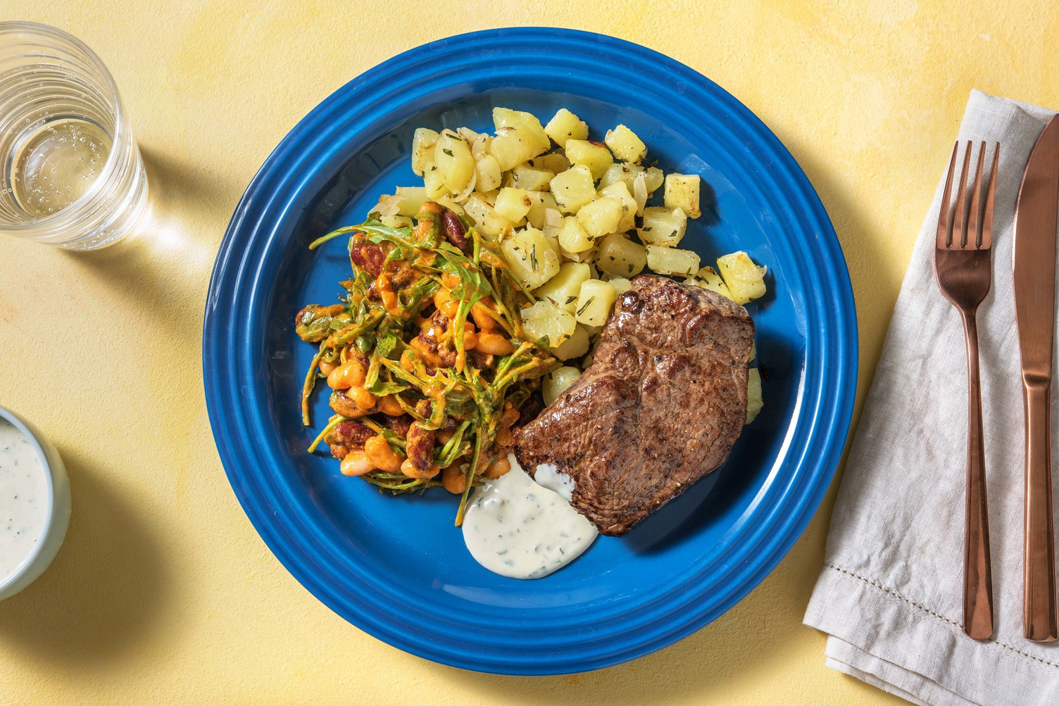 Rindersteak mit scharfem Bohnensalat