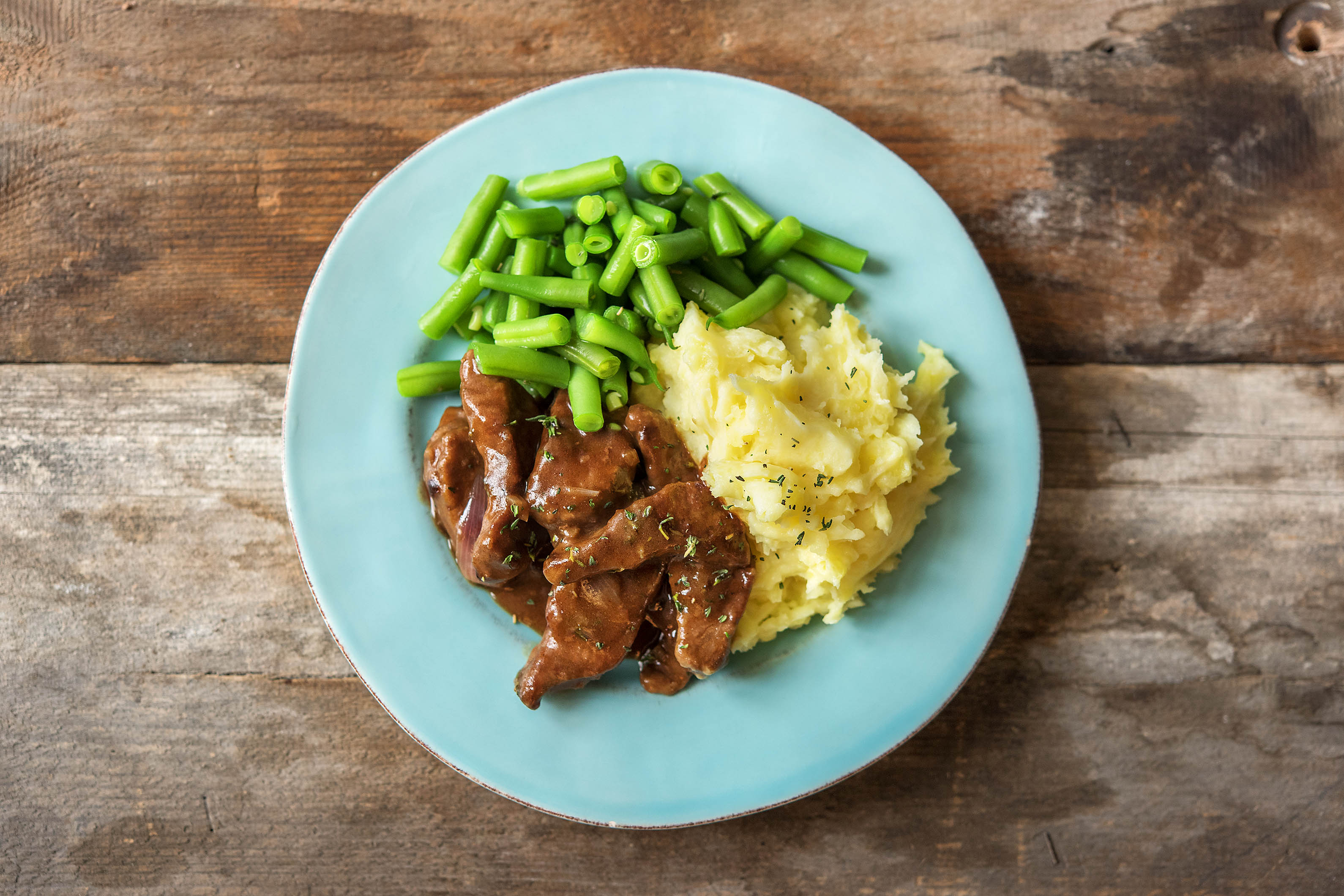 Pikantes Rindfleisch in Thymiansoße