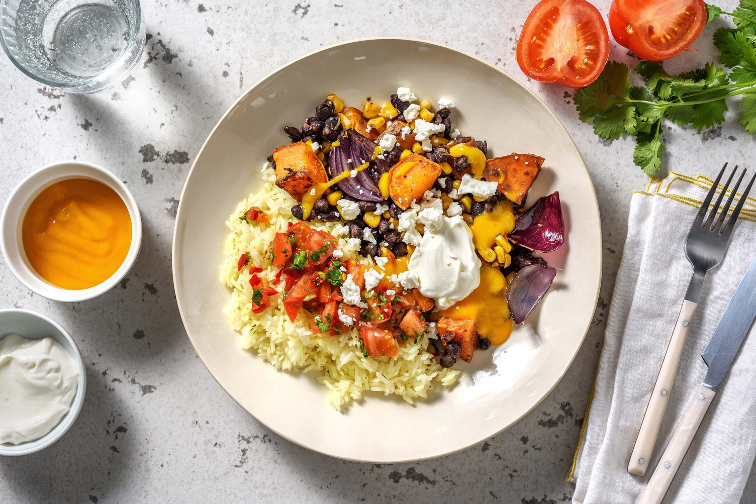 Peruaans geïnspireerde rijstschotel met zoete aardappel