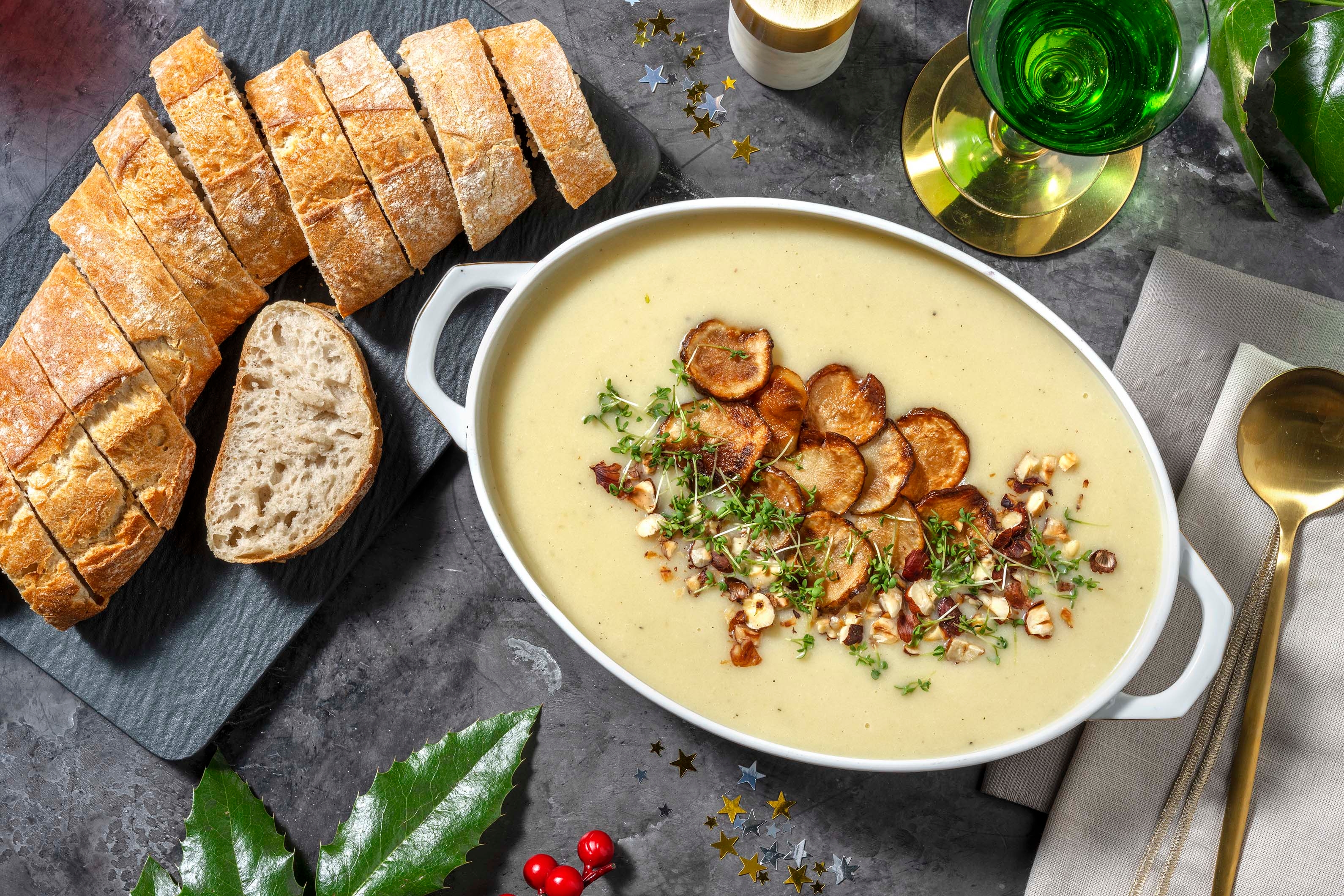 Velouté de topinambour à l'huile à la truffe et cresson