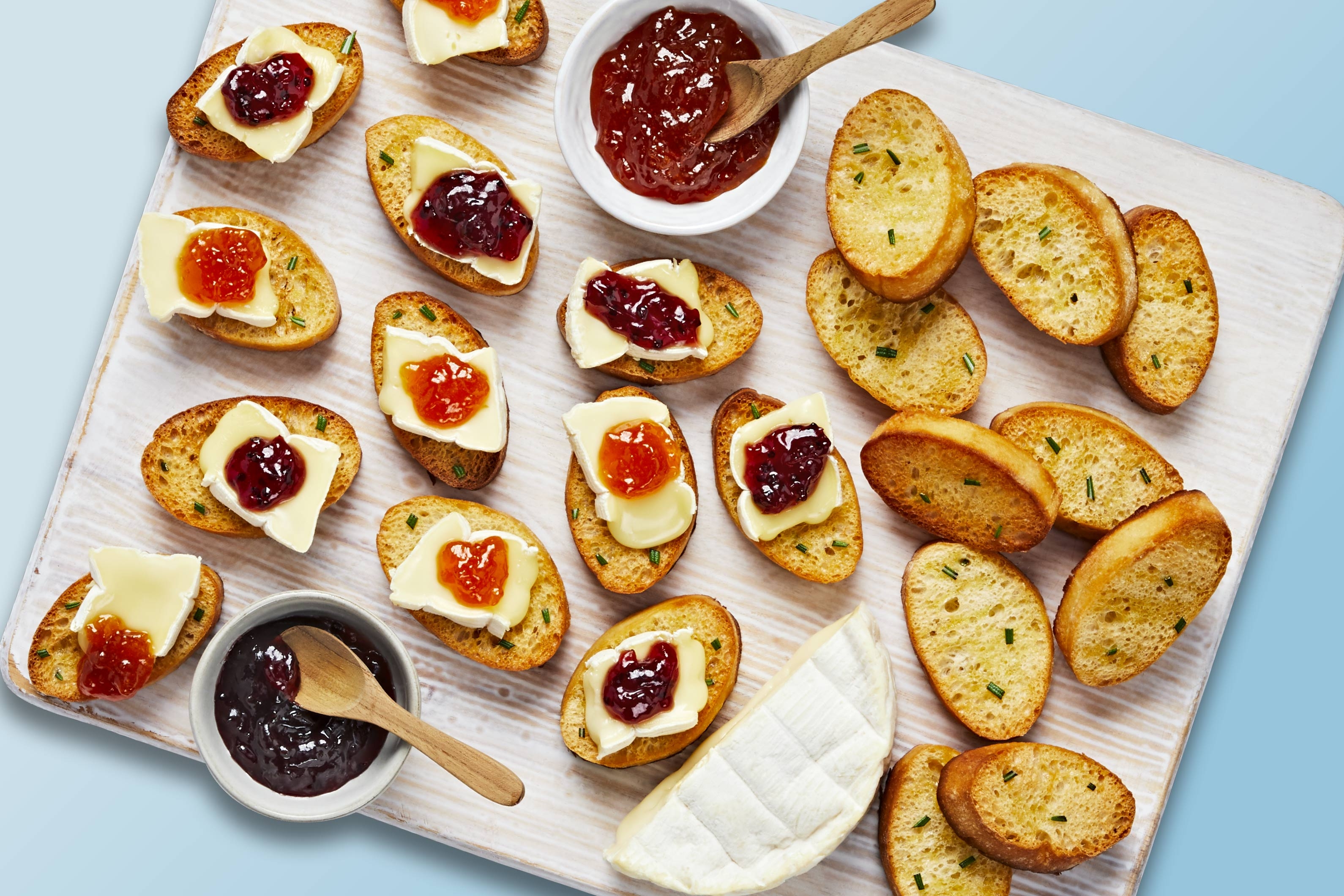 Rosemary Brie Crostini