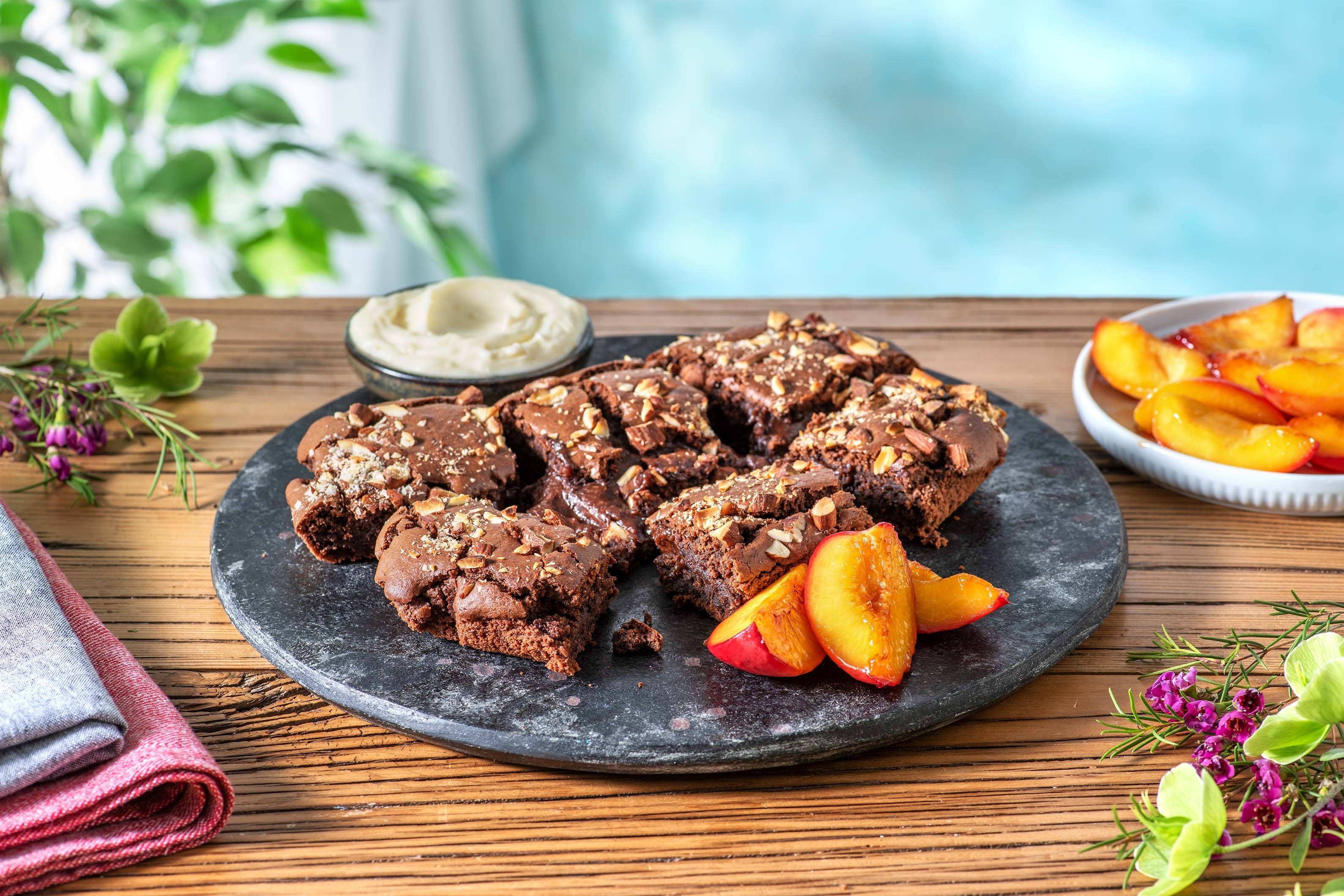 Schokobrownie mit schwarzen Bohnen