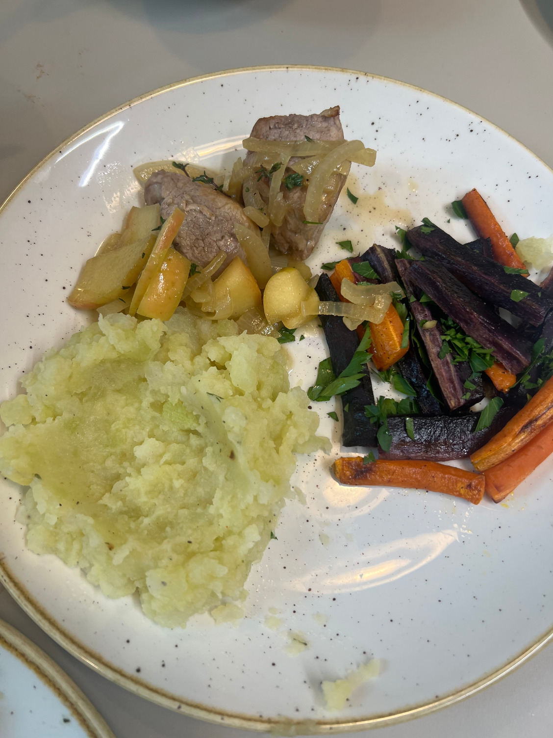 Schweinefilet mit Kohlrabistampf