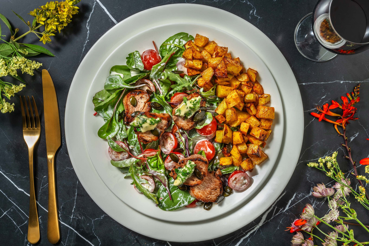 Schweinefiletstücke mit Kräuterbutter