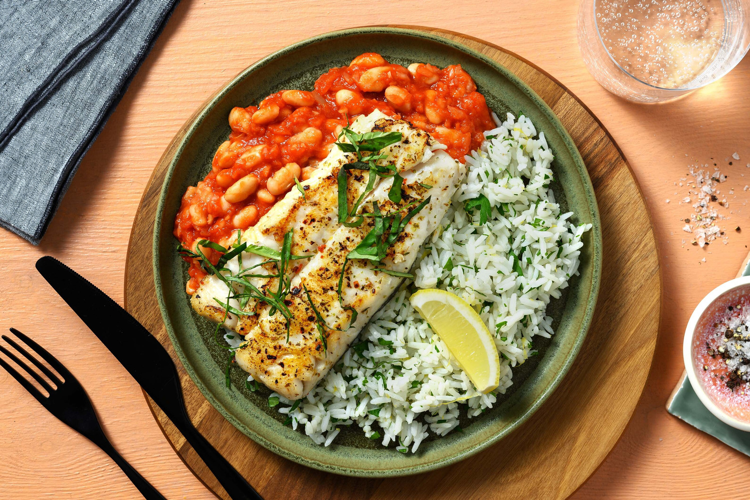 Seehecht mit tomatigen Cannellinibohnen