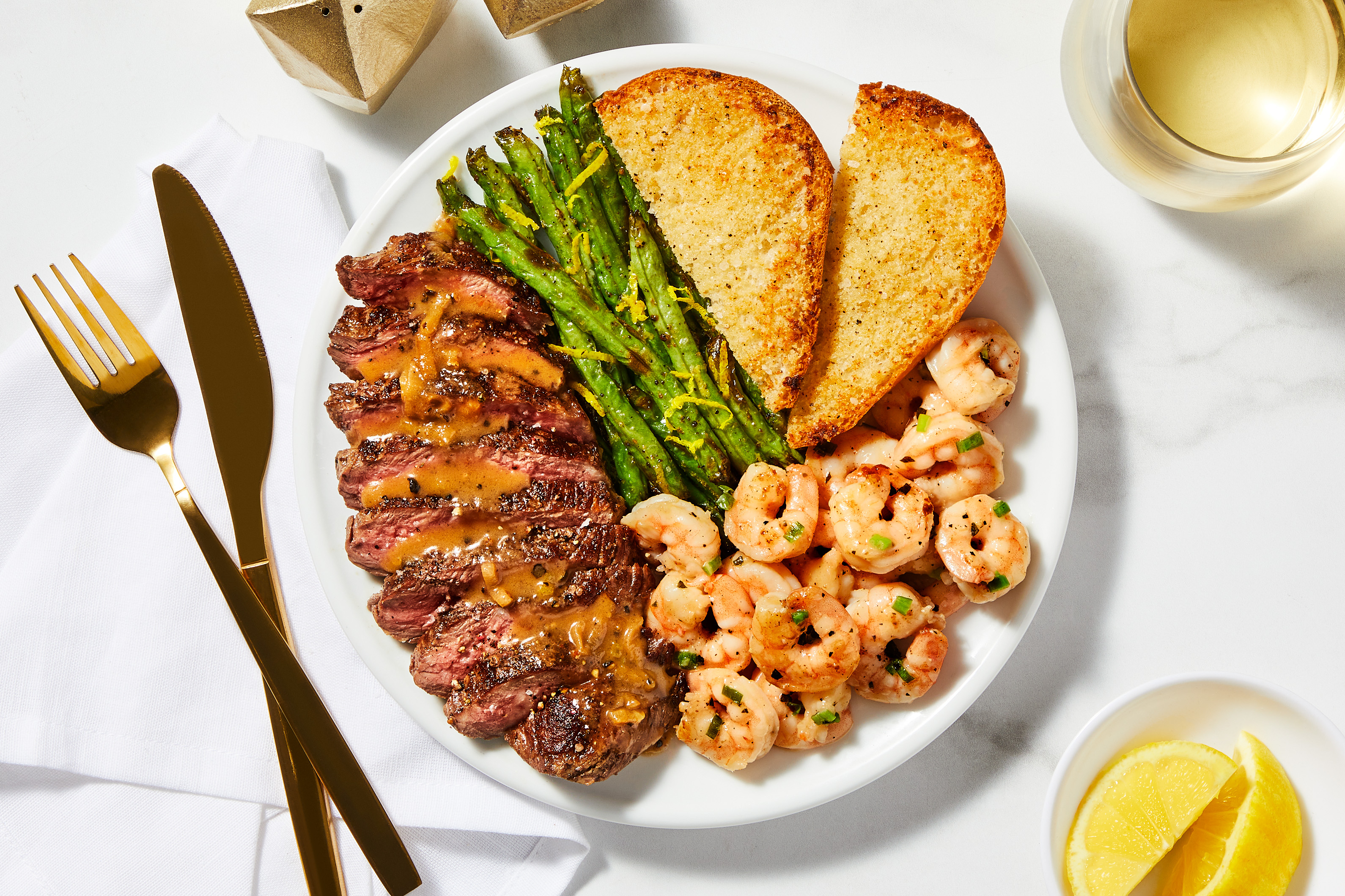 Sirloin au Poivre & Garlic Herb Shrimp