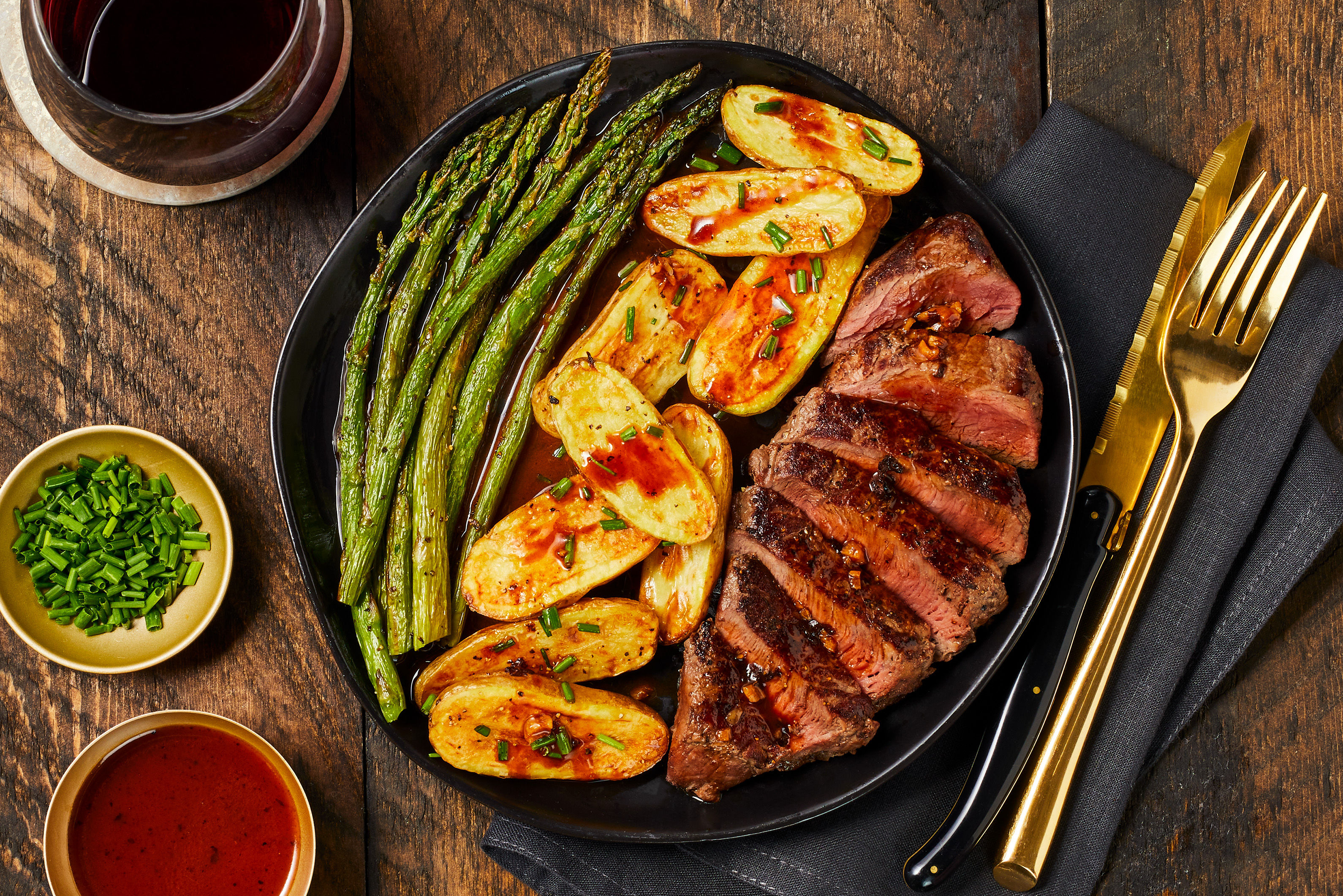 Sirloin & Roasted Garlic Pan Sauce