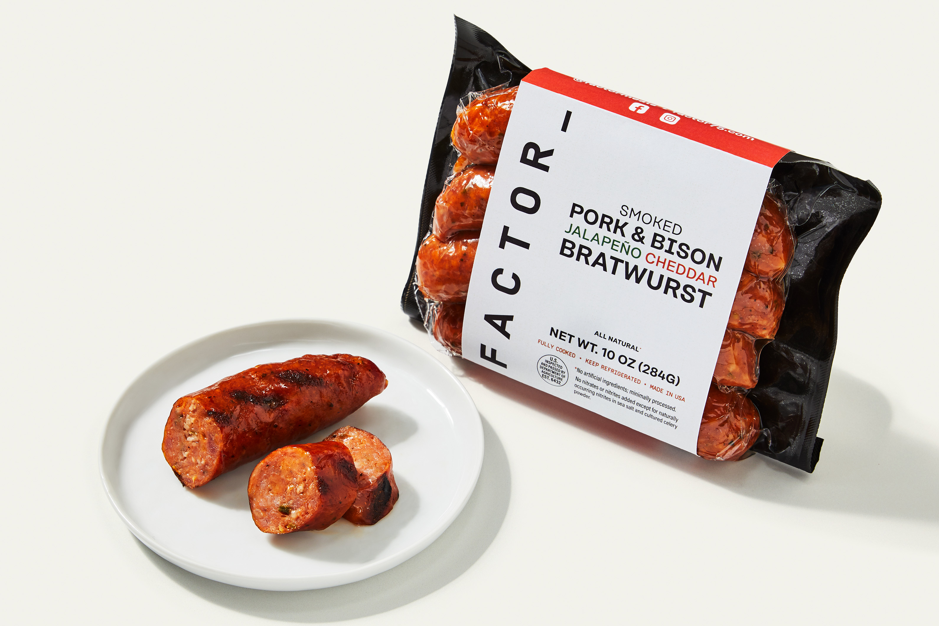 Smoked Pork & Bison Jalapeño Cheddar Bratwurst