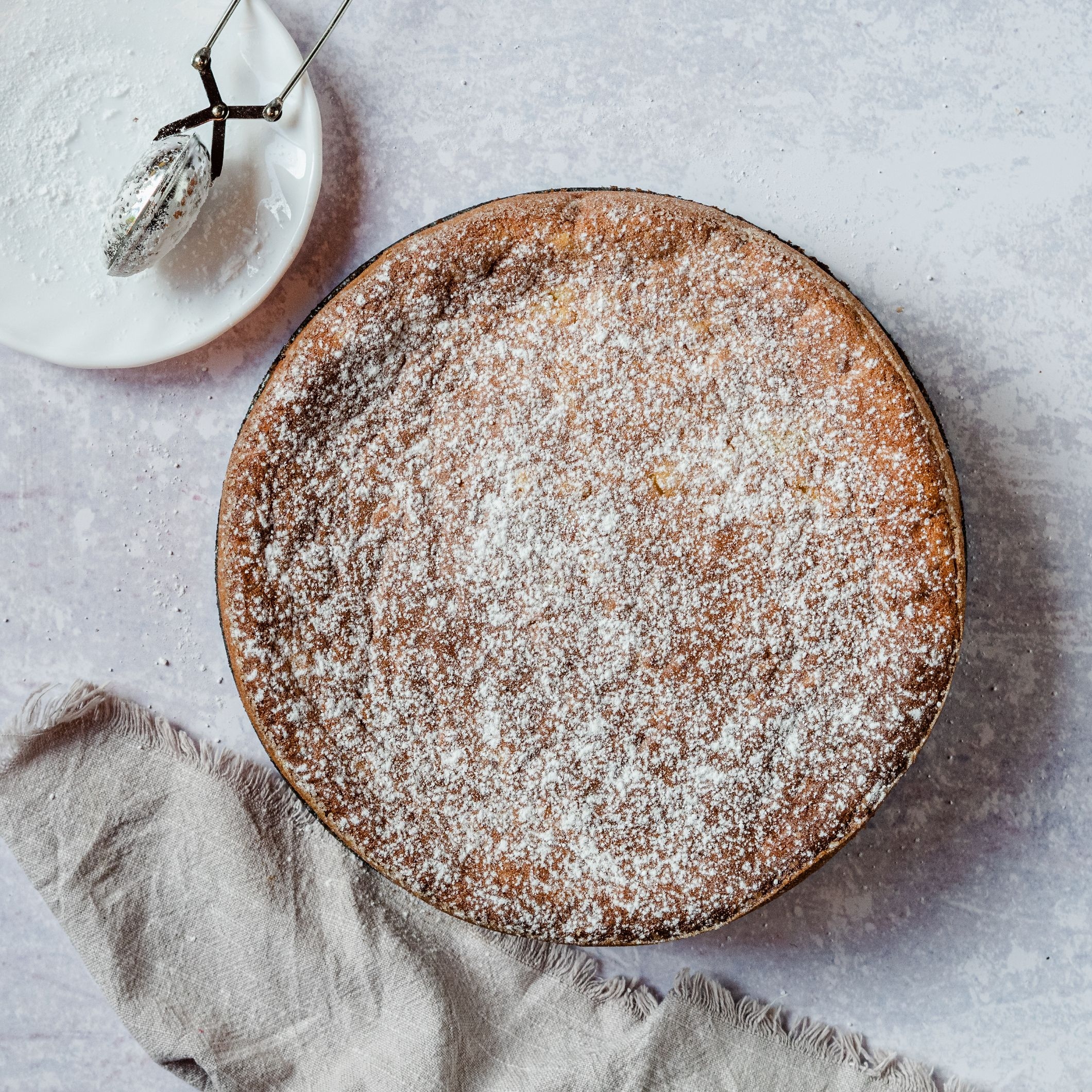 Sød kartoffelkage med nødder