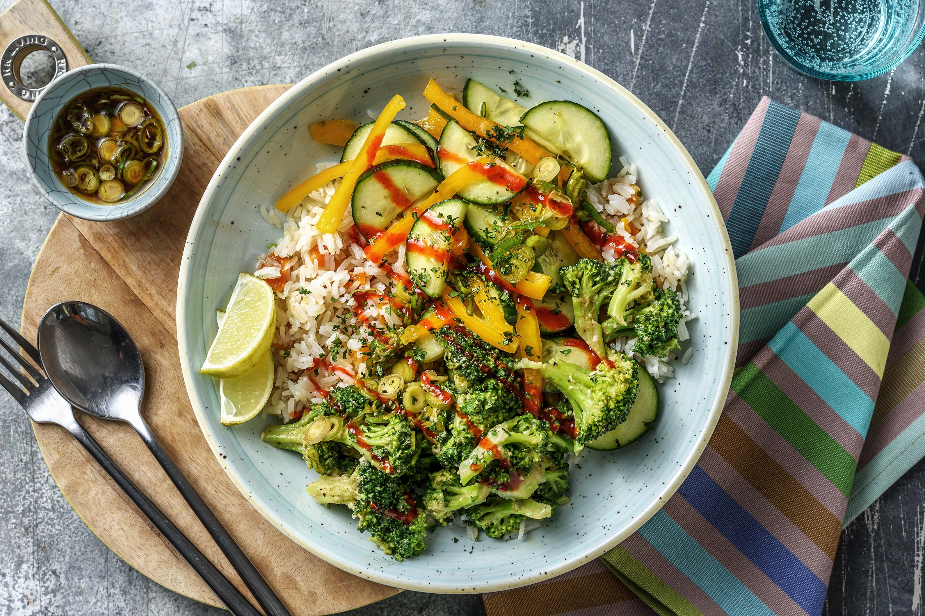 Sommer-Bowl mit Aprikosenreis
