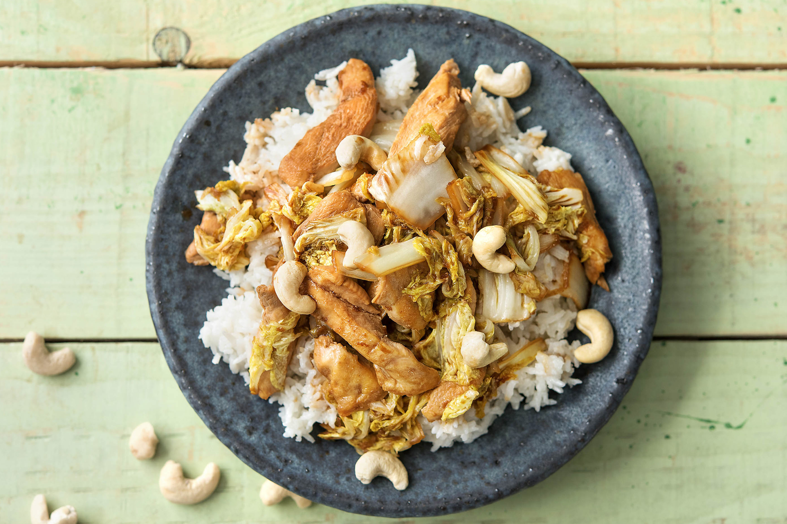 Teriyaki-Poulet-Pfanne mit Chinakohl