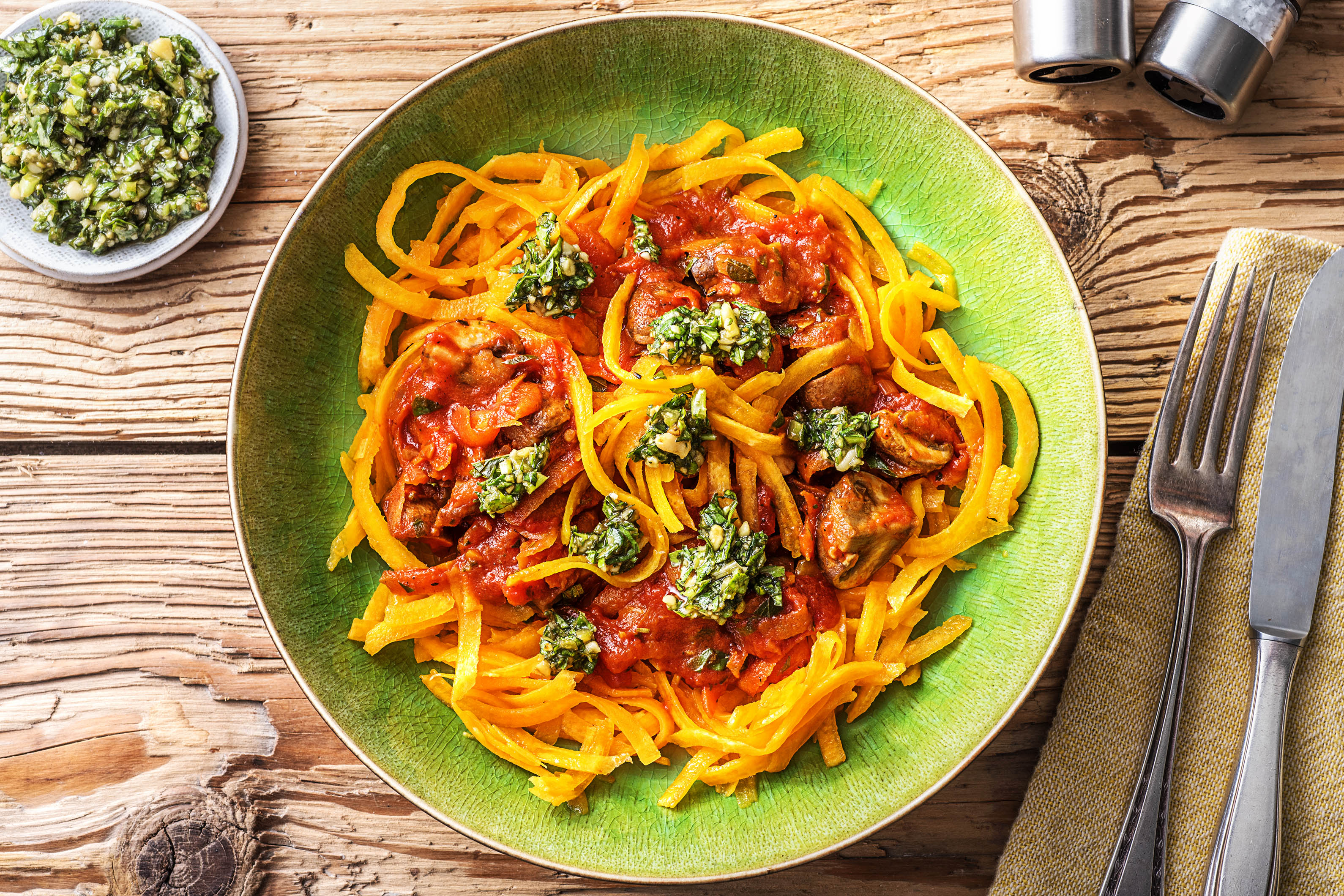 Squoodle Bolognese (v)