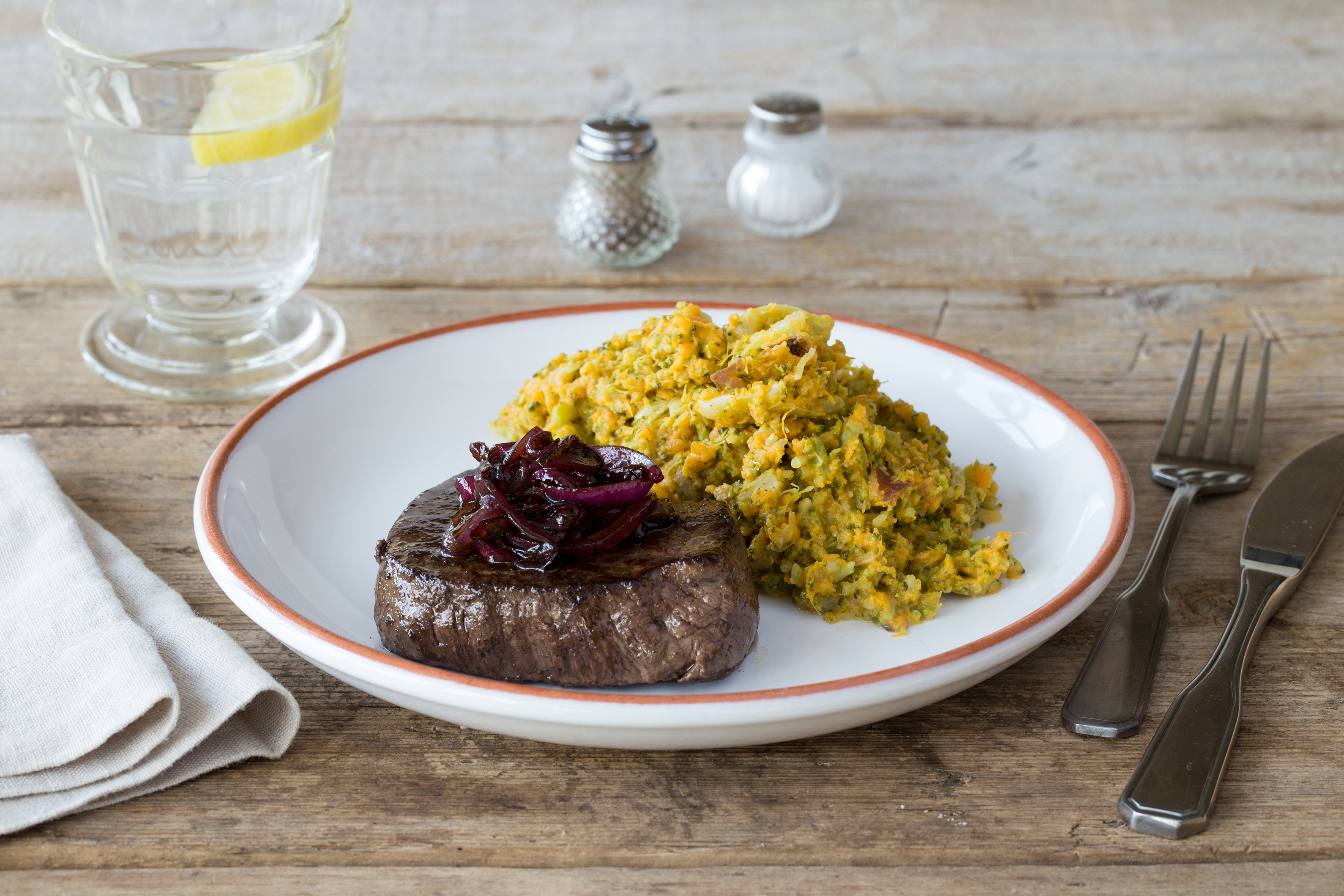 Steak with Caramelised Onion