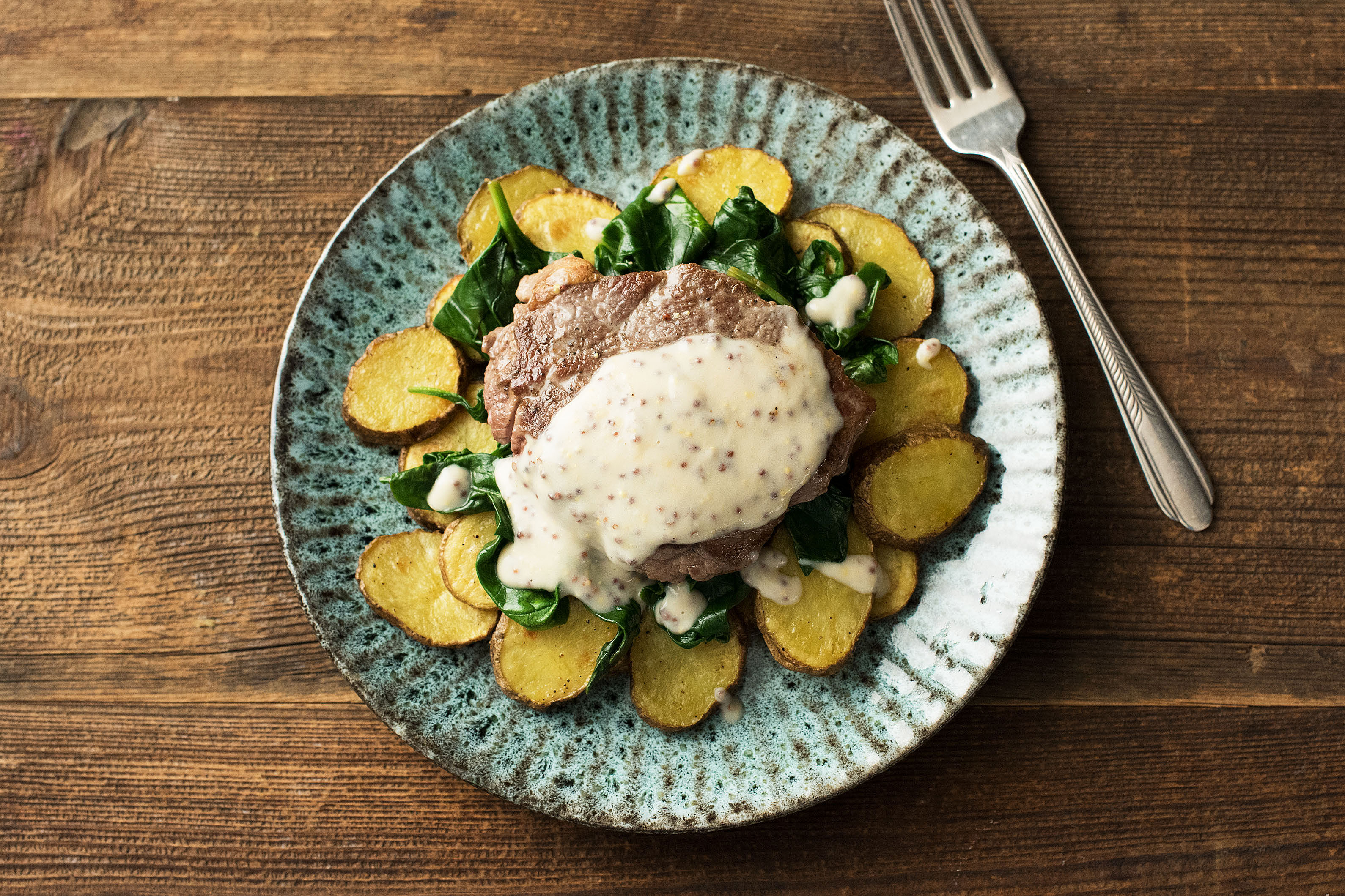 Steak with Crispy Potatoes
