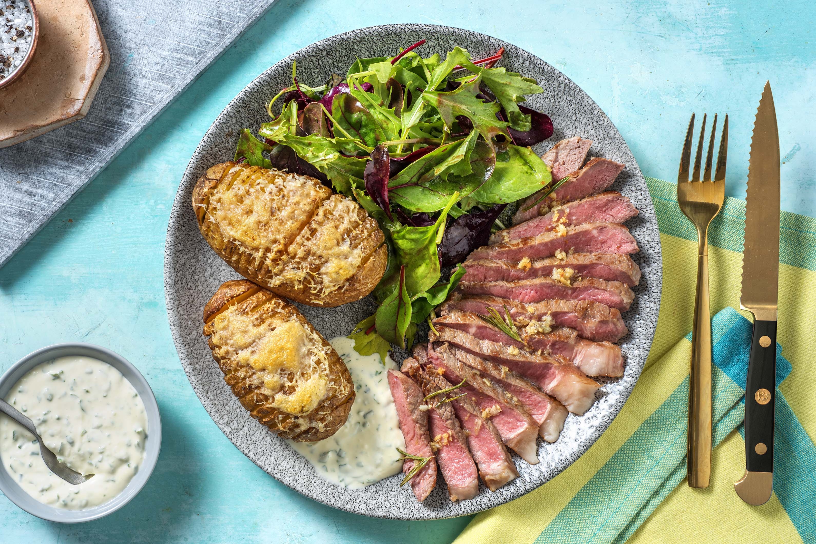 Striploin-Steak mit Rosmarinbutter