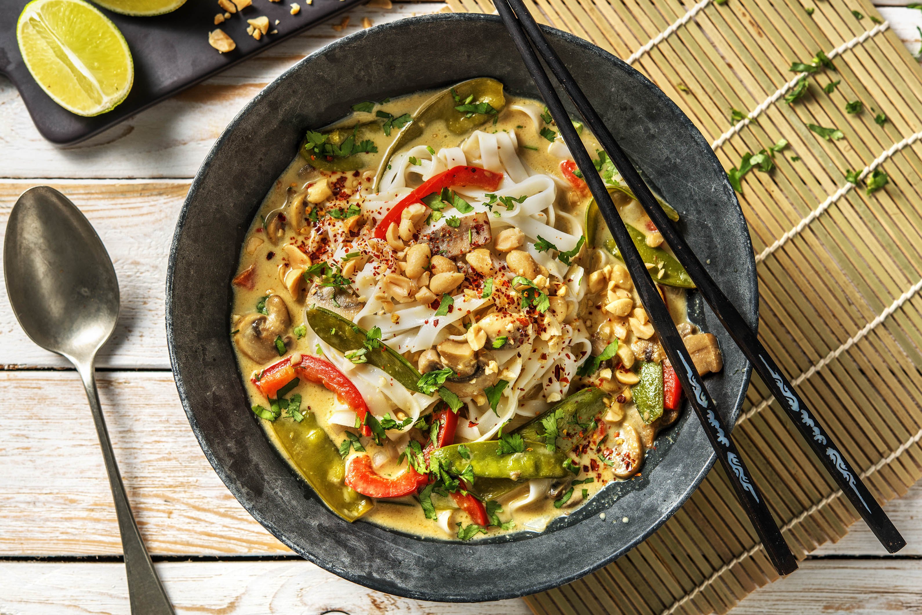 Soupe thaïlandaise au curry vert et aux nouilles
