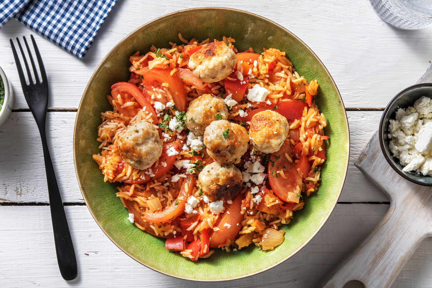 Tomatenrijst met kipgehaktballetjes