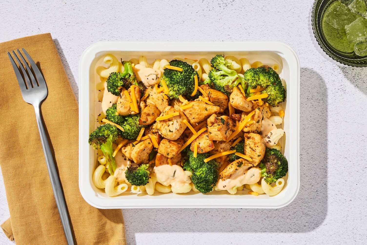 Poulet et cavatappis maison