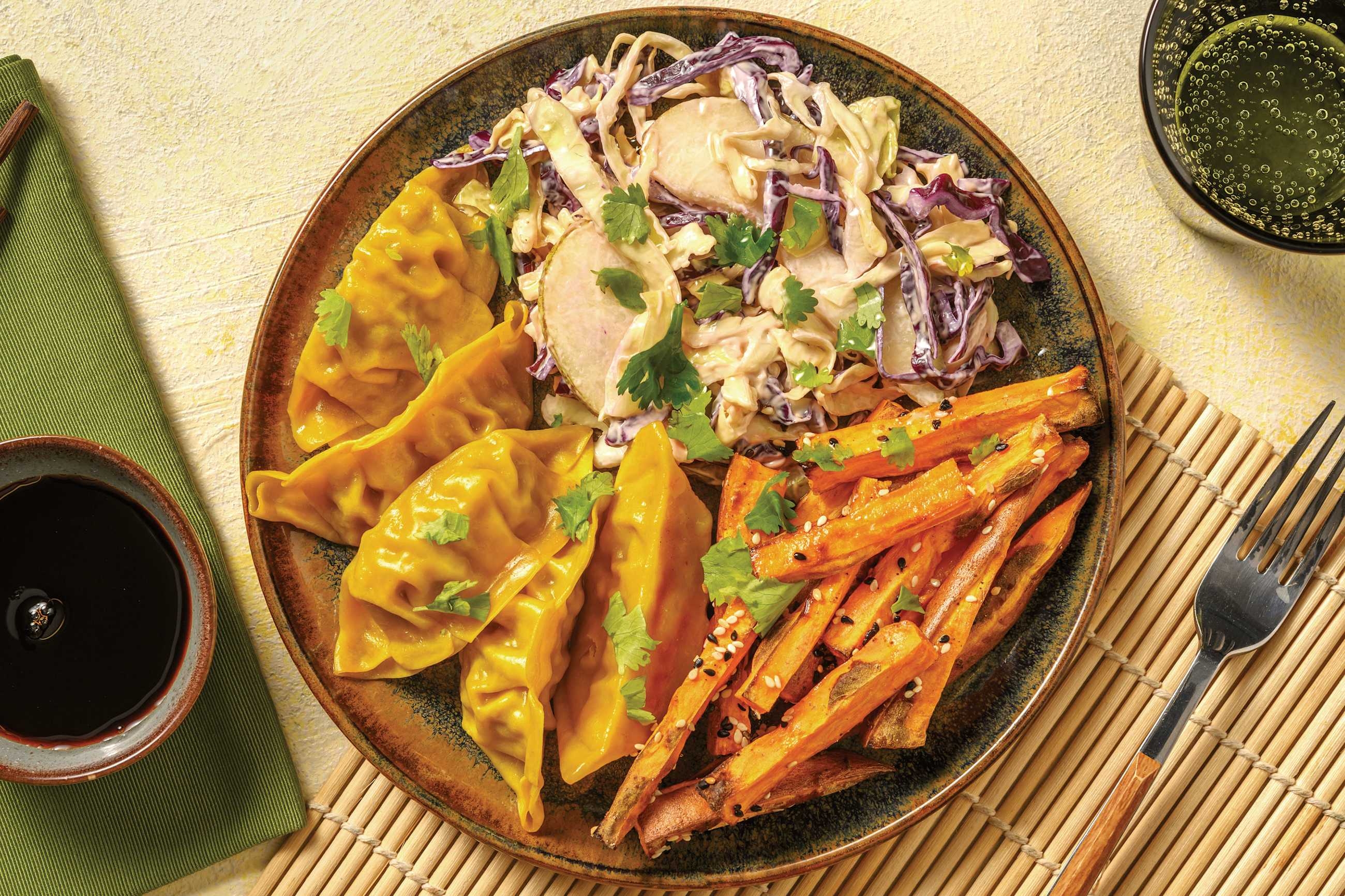 Veggie Gyoza & Dipping Sauce