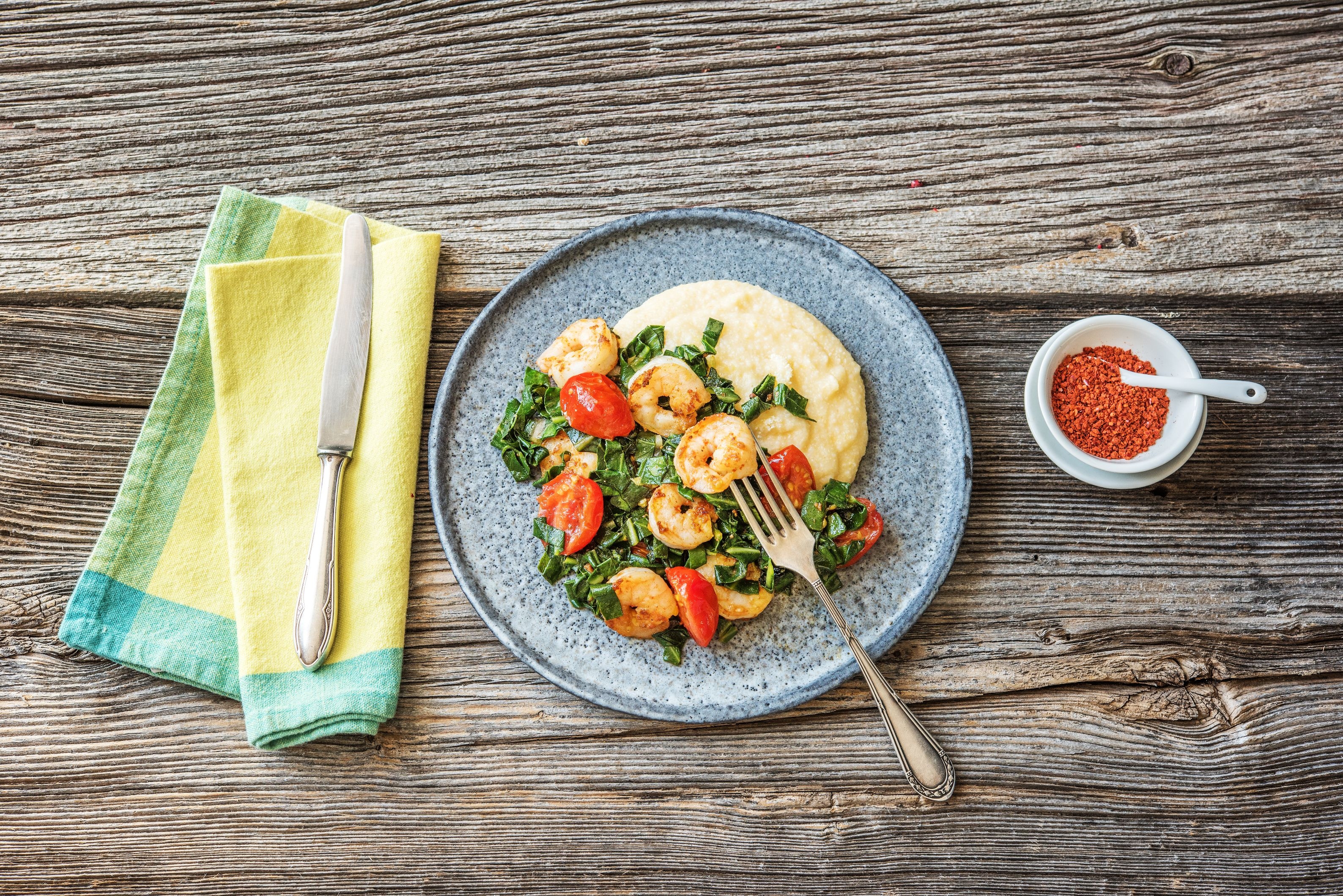 Shrimp and Cheddar Grits