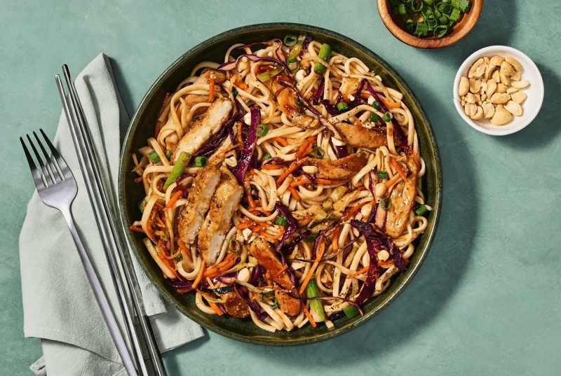 Sweet & Spicy Chicken Lo Mein